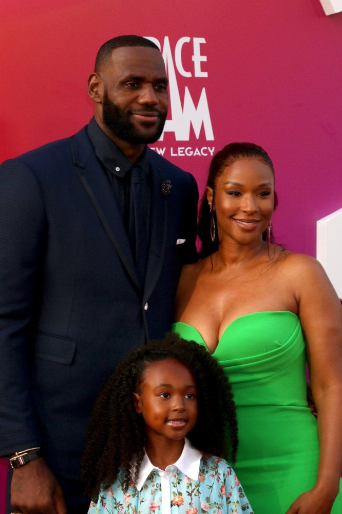 Are LeBron James’ IRL mansion and family in Space Jam: A New Legacy? 4 ...