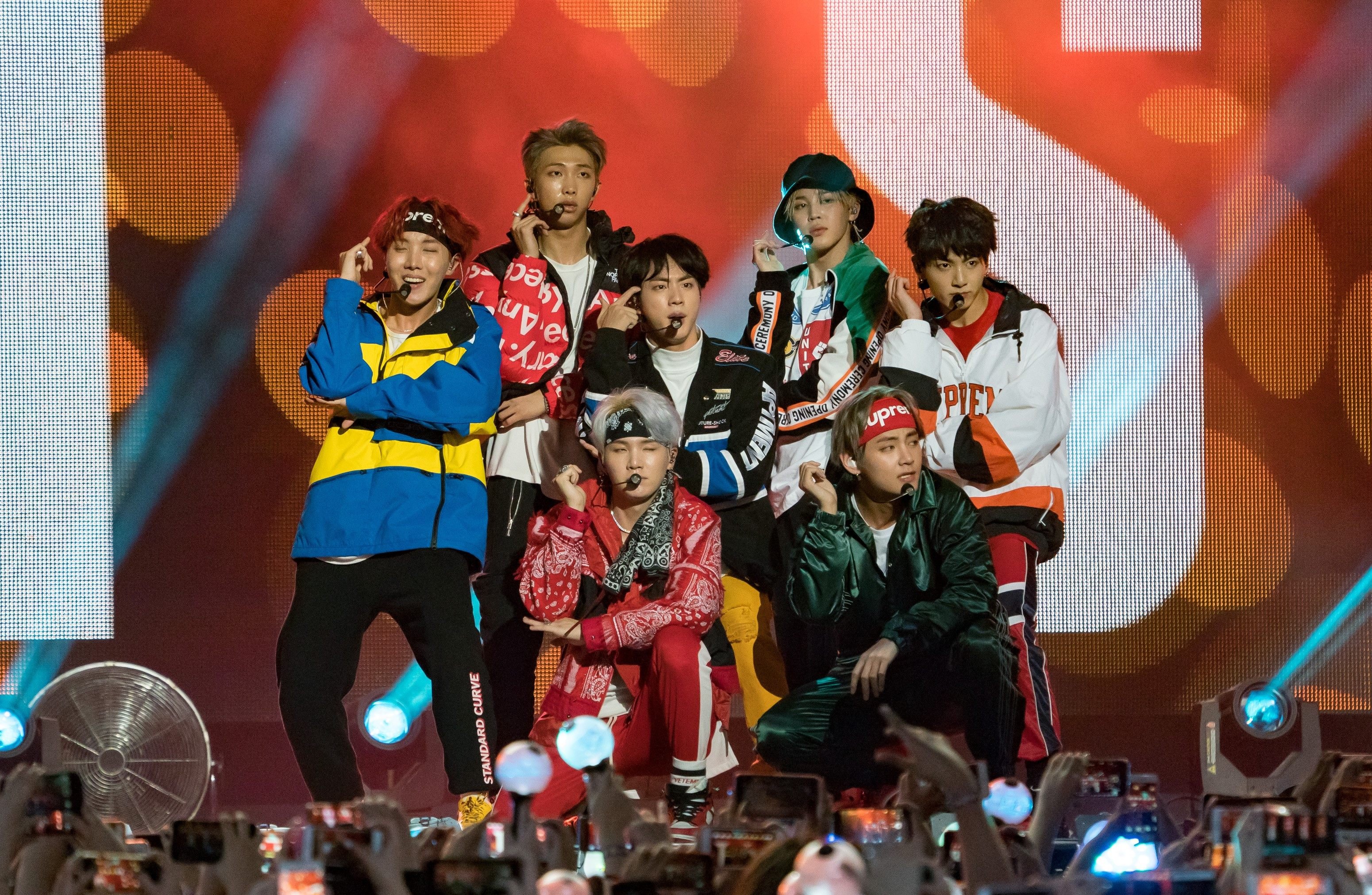 LOS ANGELES, CA - NOVEMBER 15: Korean K-pop band ‘BTS’ are seen at ‘Jimmy Kimmel Live’ on November 15, 2017 in Los Angeles, California.  (Photo by RB/Bauer-Griffin/GC Images)