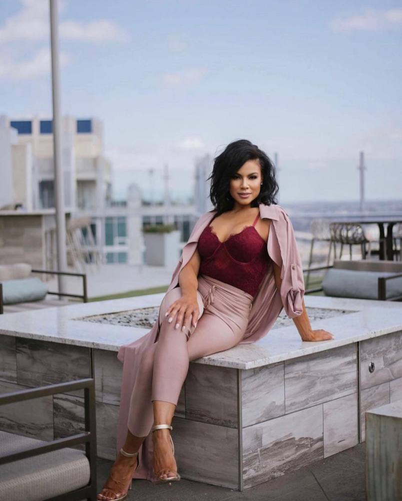 Mia is the newest cast member to RHOP and owns 10 branches of a successful chiropractic firm, among other businesses. Photo: @mrs.miathornton/Instagram