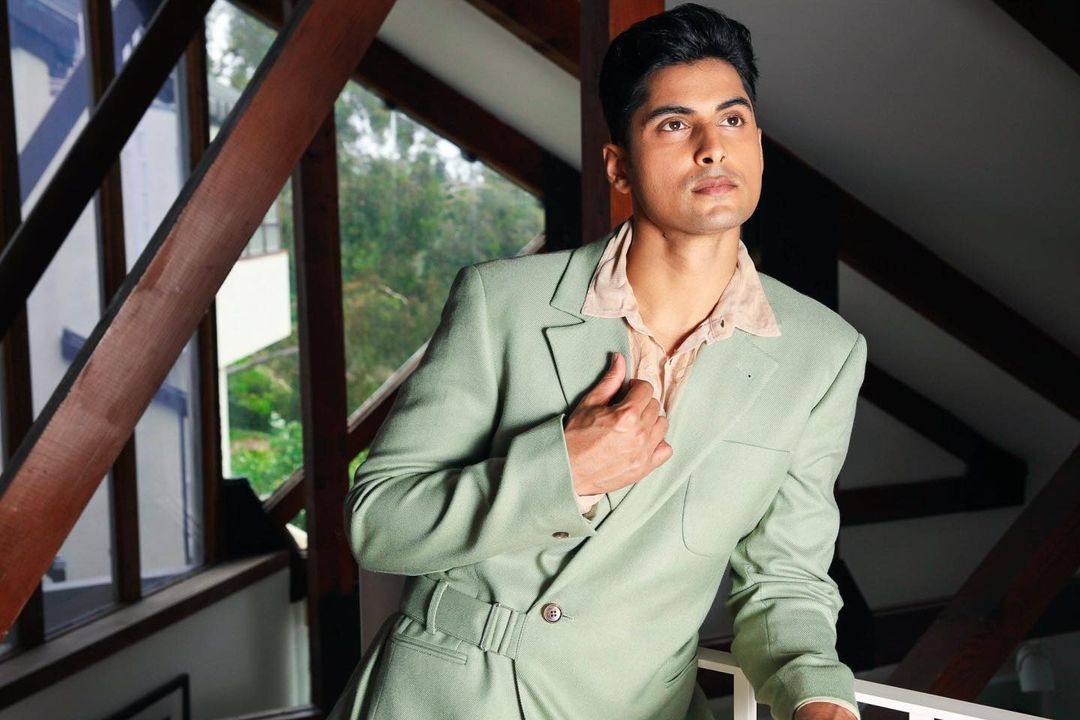 Since playing Prashant in Netflix’s Never Have I Ever, Rushi Kota has blown up as a heartthrob of the series. Photo: @mitchstonephoto/Instagram