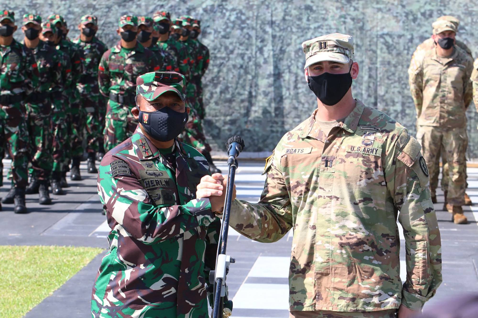 Indonesian and American soldiers during the Garuda Shield joint military exercises on August 4. Photo: AFP