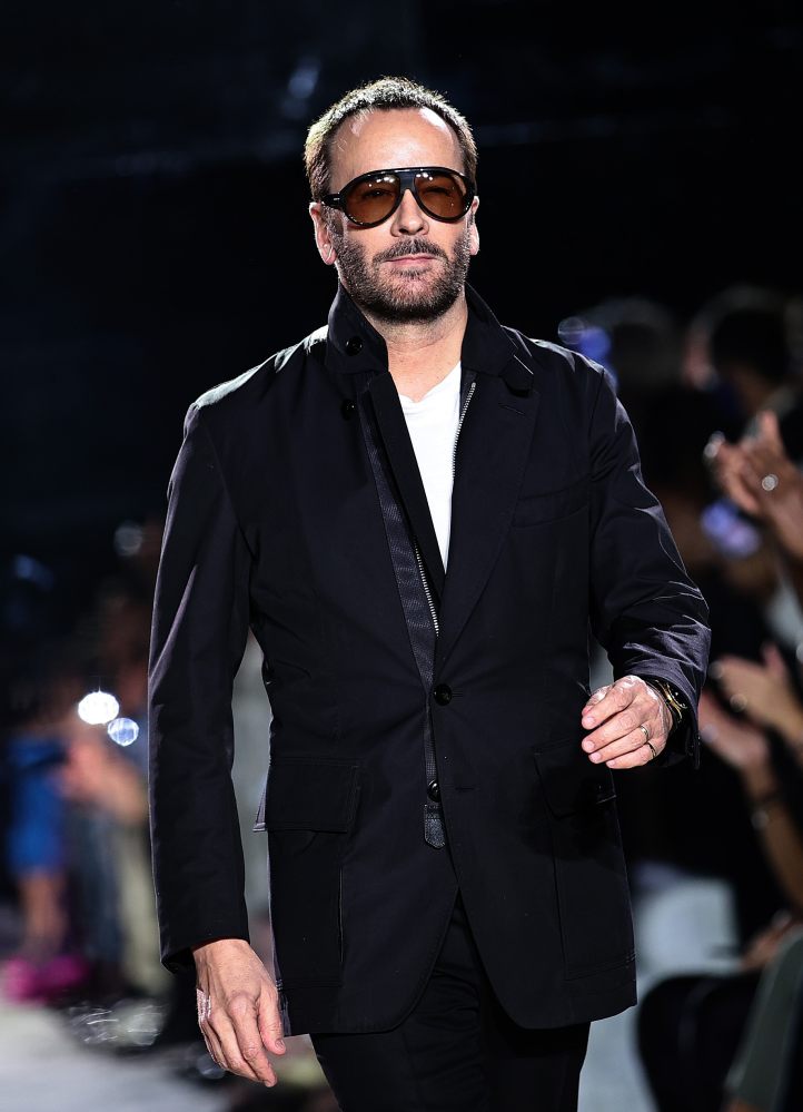 New York Fashion Week 2021: Gigi Hadid showed off Tom Ford’s disco glam ...