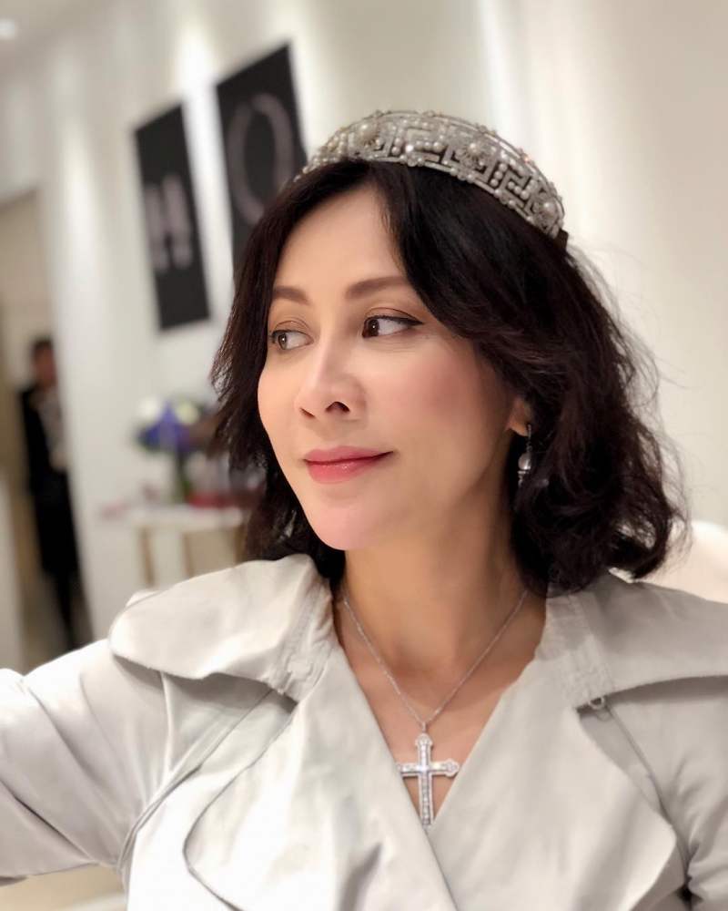 11 of Carina Lau's most exquisite luxury handbags: the Hong Kong icon  spends her US$60 million net worth on Hermès Kelly, Dior Book Tote, Louis  Vuitton Petite Malle and Bulgari Serpenti Forever