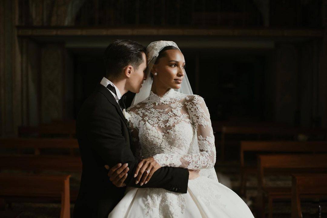 Jasmine Tookes and Juan David Borrero looked stunning on their wedding day in Quito, Ecuador. Photo: @jastookes/Instagram