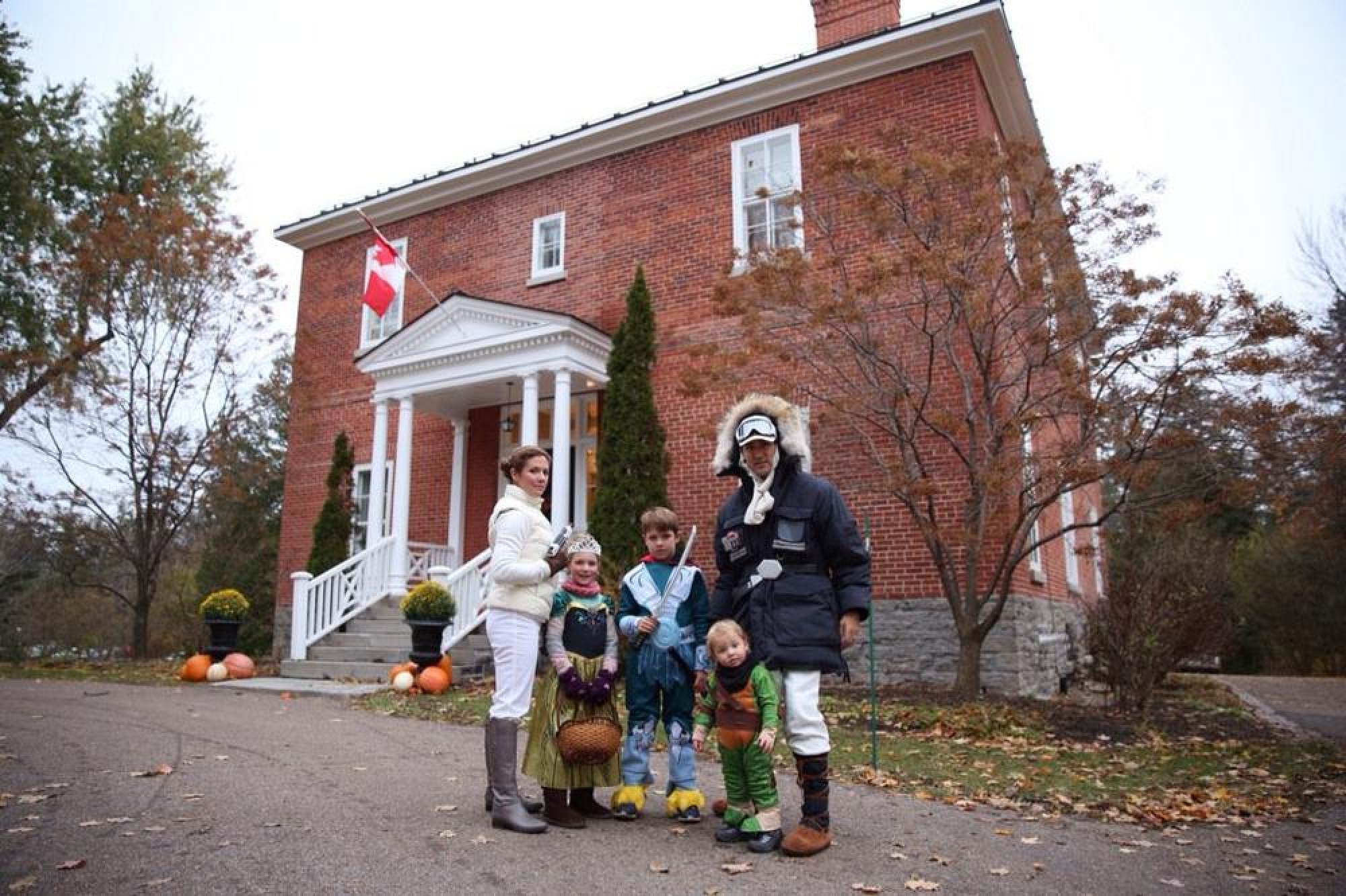 Justin Trudeau and his family outside their 22-room, 19th Century house in Ottawa. Photo: @JustinTrudeau/Twitter