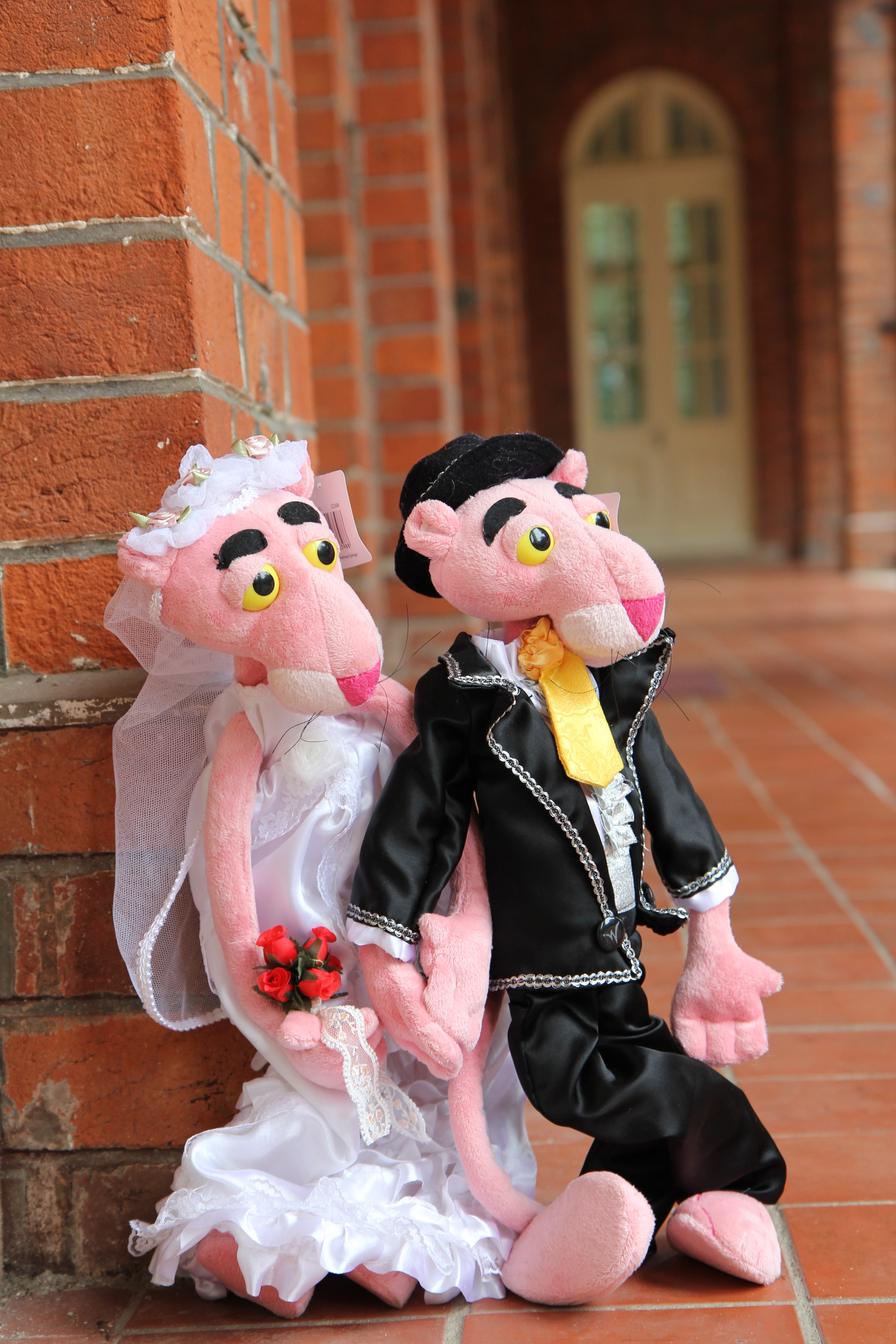 A pair of wedding dolls for which Irene Law made the gown and suit. Photo: Irene Law Oi-ling