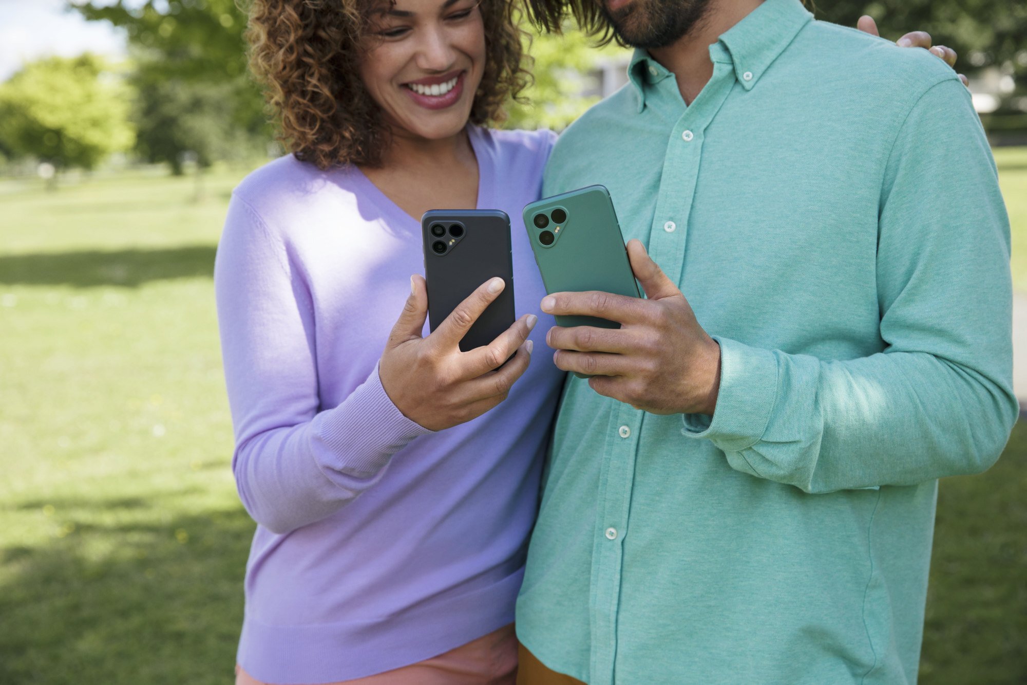 The Fairphone 4 is more expensive than its competitors, but you get a longer-lasting phone. Photo: Fairphone