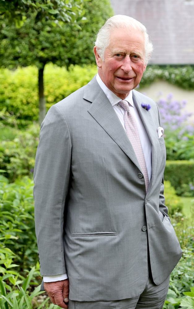 What the British royal family’s handwriting says about them, from Queen