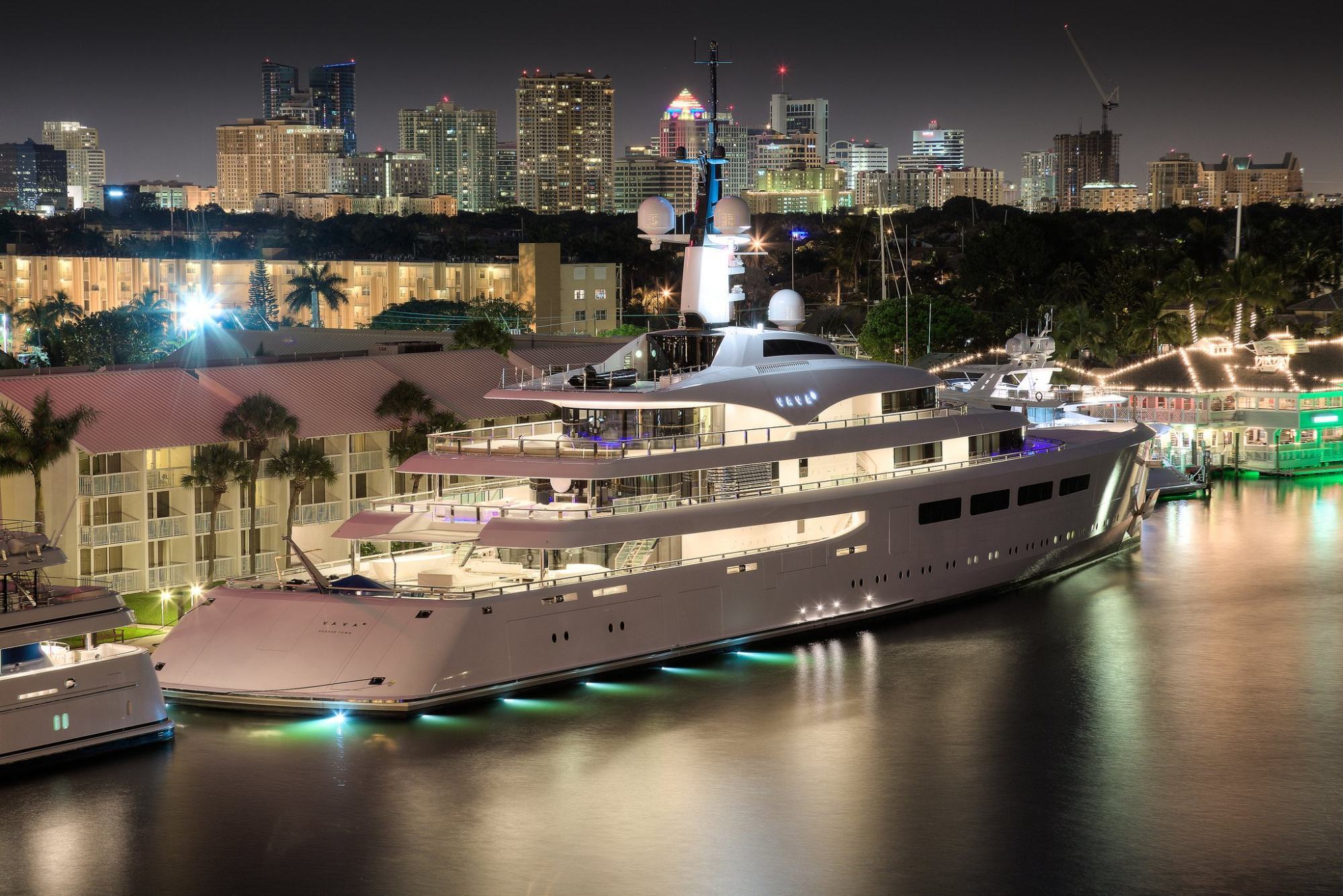 A photo of Ernesto and Kirsty Bertarelli’s luxury yacht, The Vava II. Photo: @Superyachtfan/Twitter