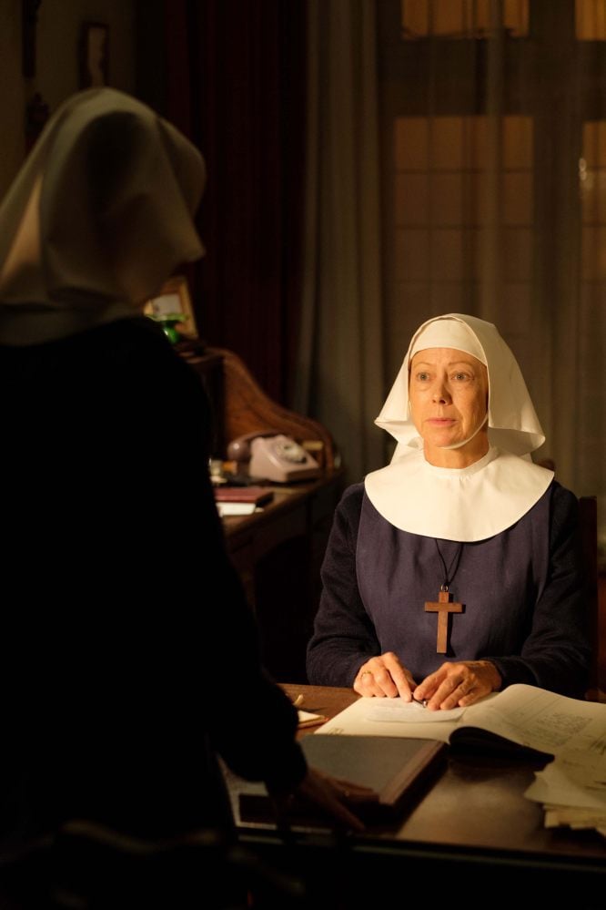 Call the Midwife star Jenny Agutter on being a Railway child, mother ...