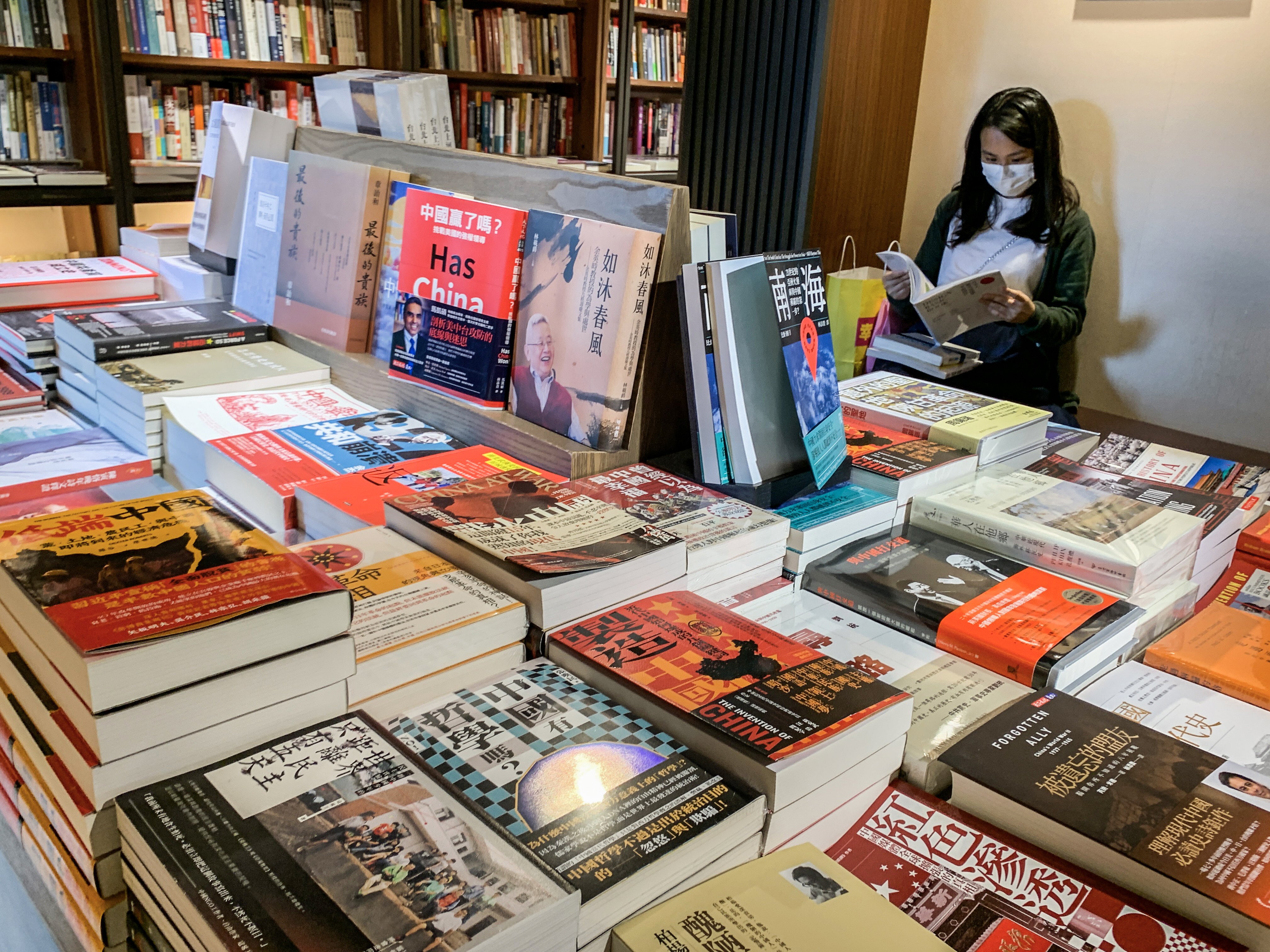 The book by Liu Qikun is sold out at Eslite stores in Hong Kong, according to employees of the retain chain. Photo: SCMP/Nora Tam