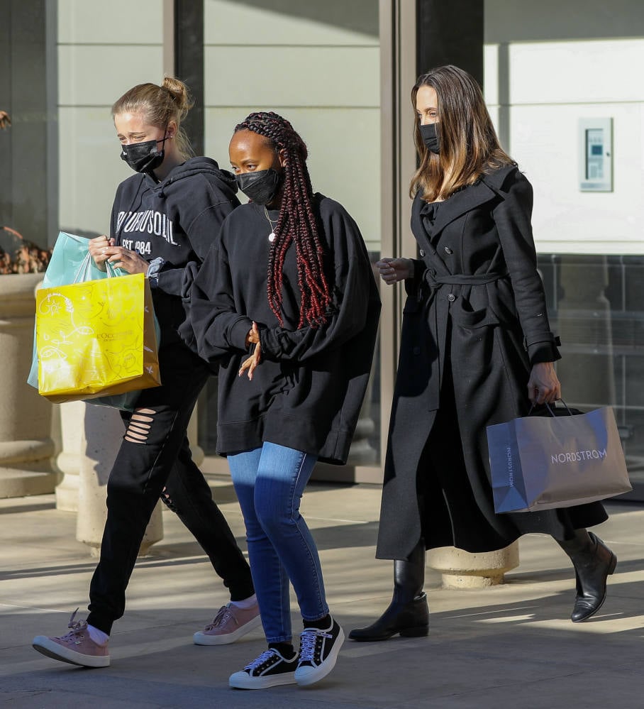 Angelina Jolie on a shopping spree at The Oaks in Thousand Oaks, California, US, with daughters Shiloh and Zahara, in February. Photo: X17online
