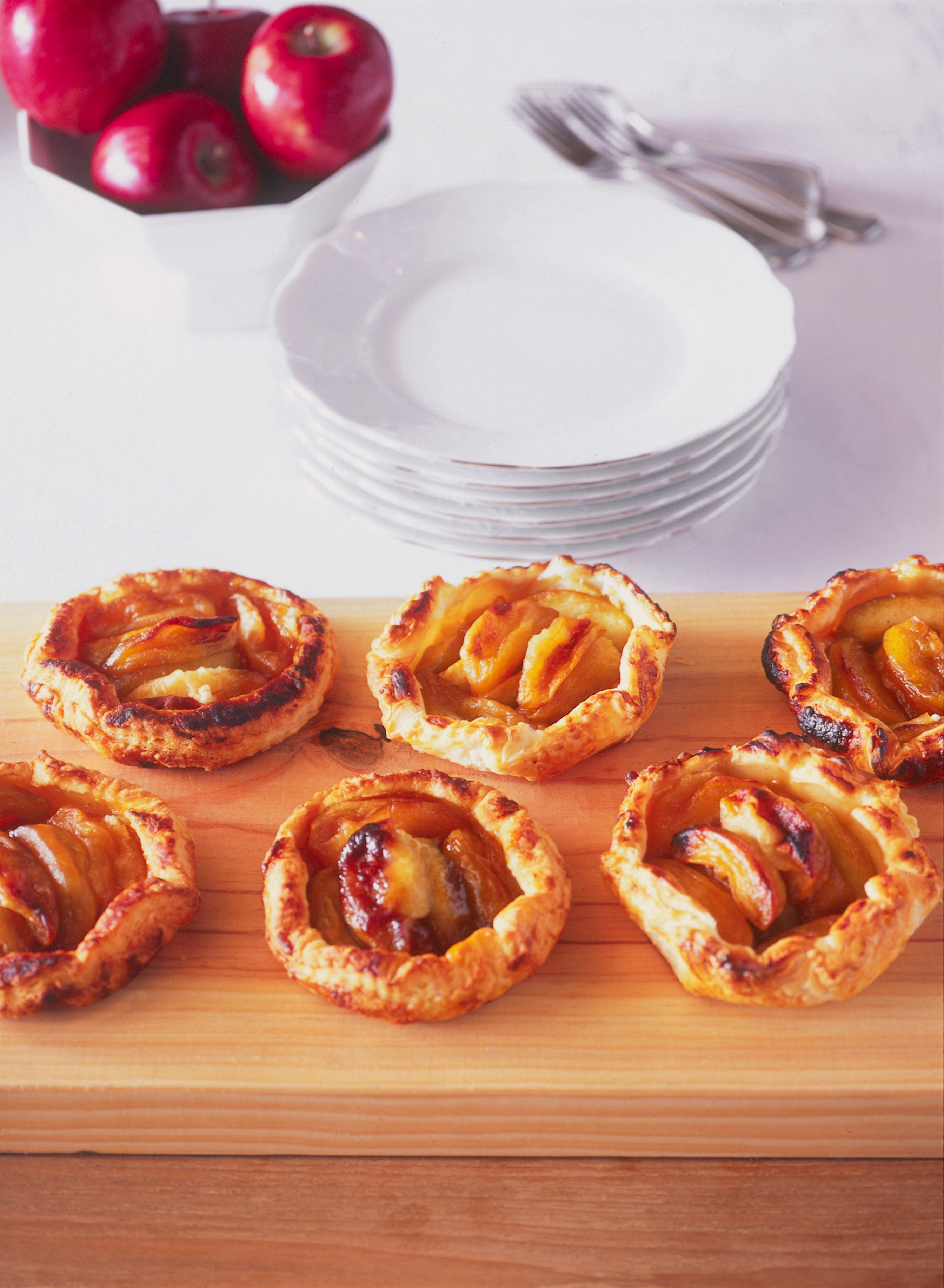 How to make caramelised apple tarts: light, fluffy and inspired by a famous French bakery. Photo: Koji Studio 