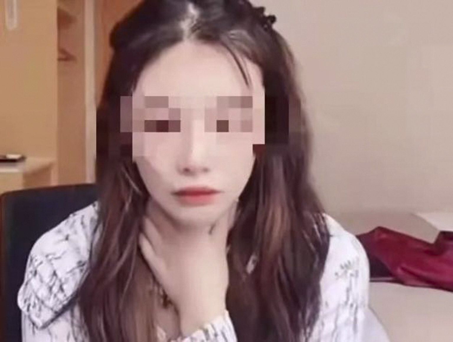 Chinese funeral home workers detained