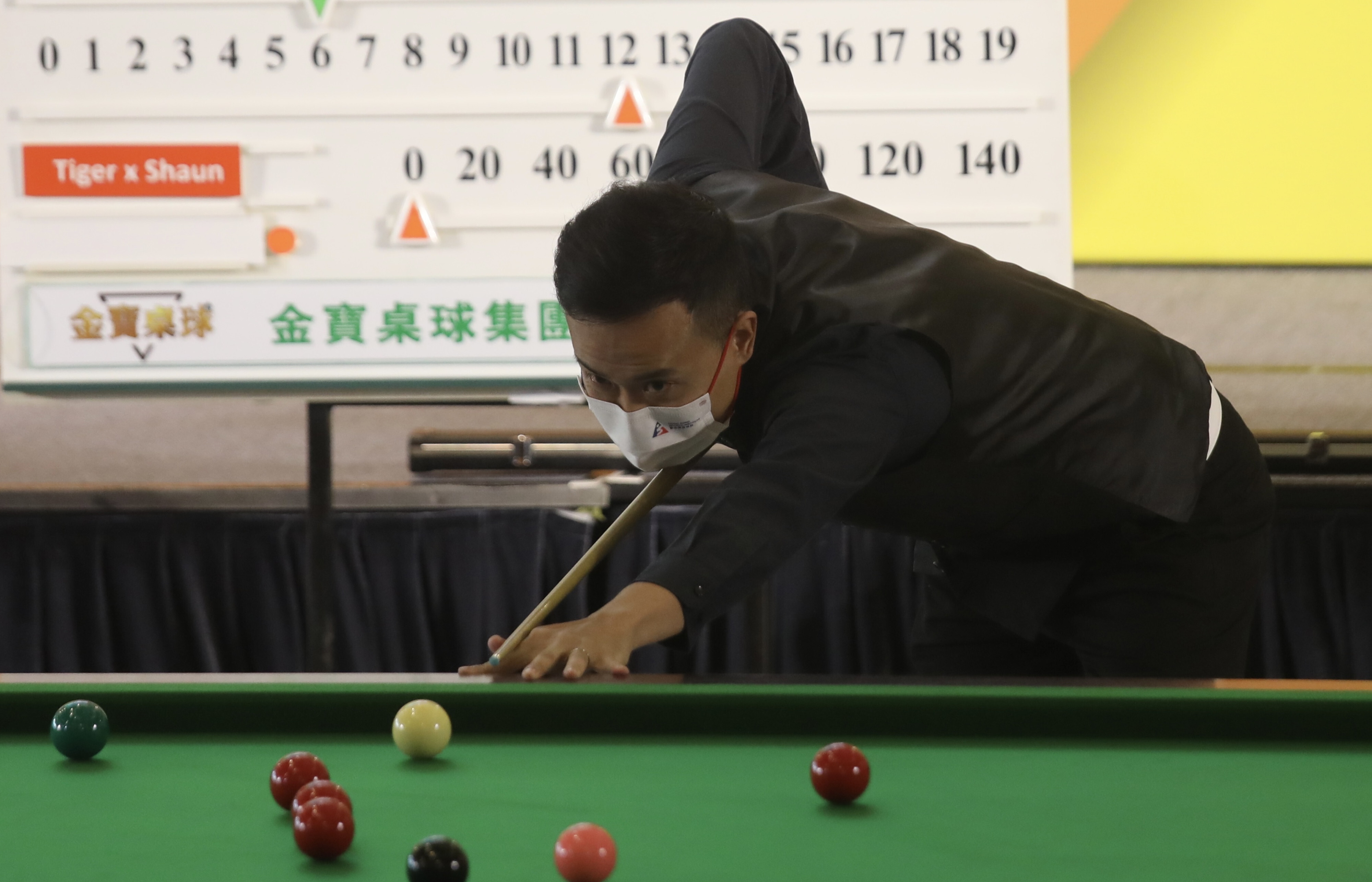 Marco Fu Ka-chun takes part in an exhibition game at a charity event in Tsuen Wan on Sunday. Photo: Xiaomei Chen