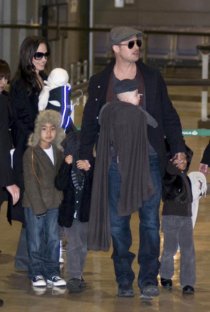 Angelina Jolie and Brad Pitt with Knox, Zahara, Pax, Vivienne and Maddox Jolie-Pitt in 2009. Photo: EPA