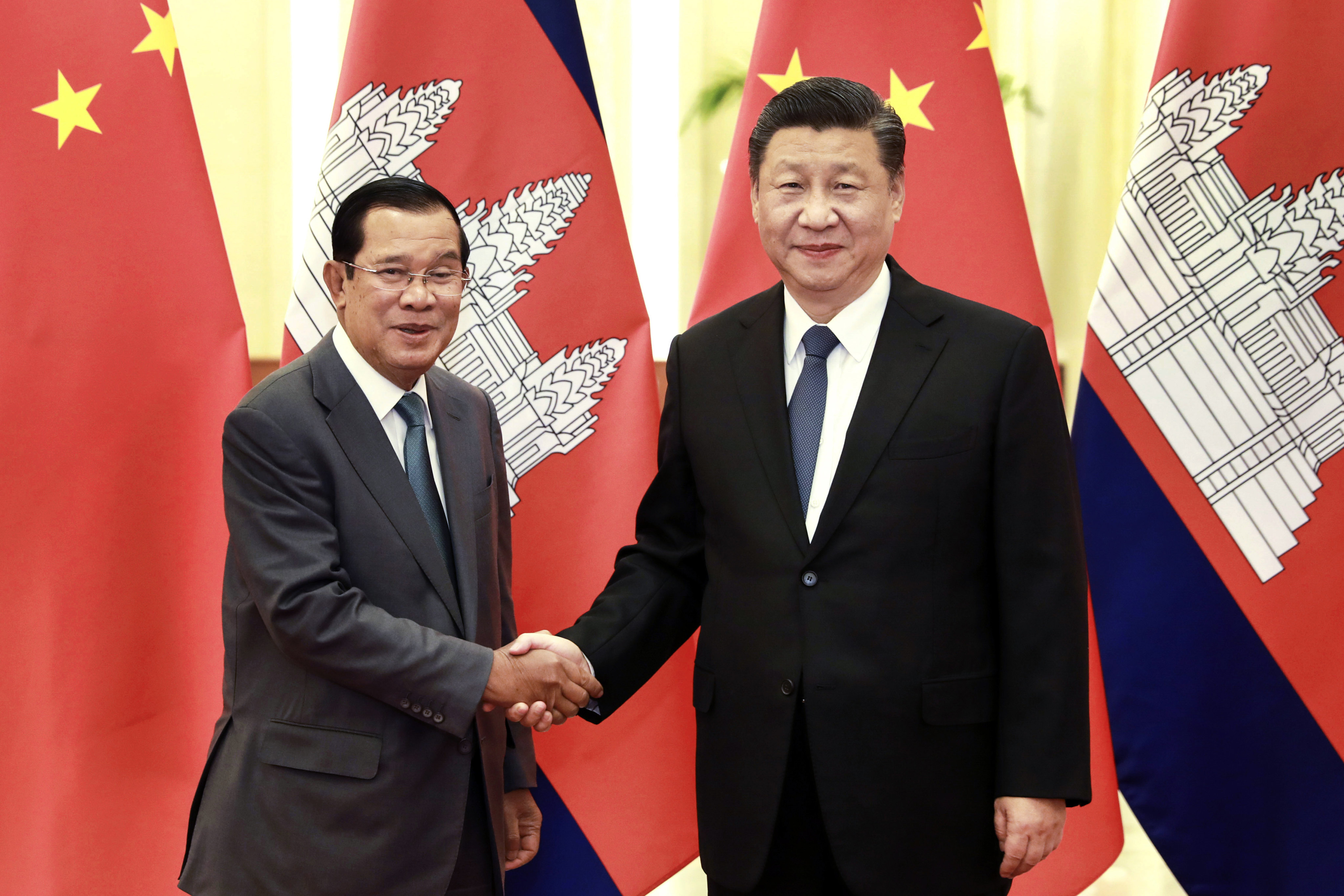 Cambodia’s Prime Minister Hun Sen shakes hands with Chinese President Xi Jinping at Beijing’s Great Hall of the People in early 2020. Photo: Xinhua via AP