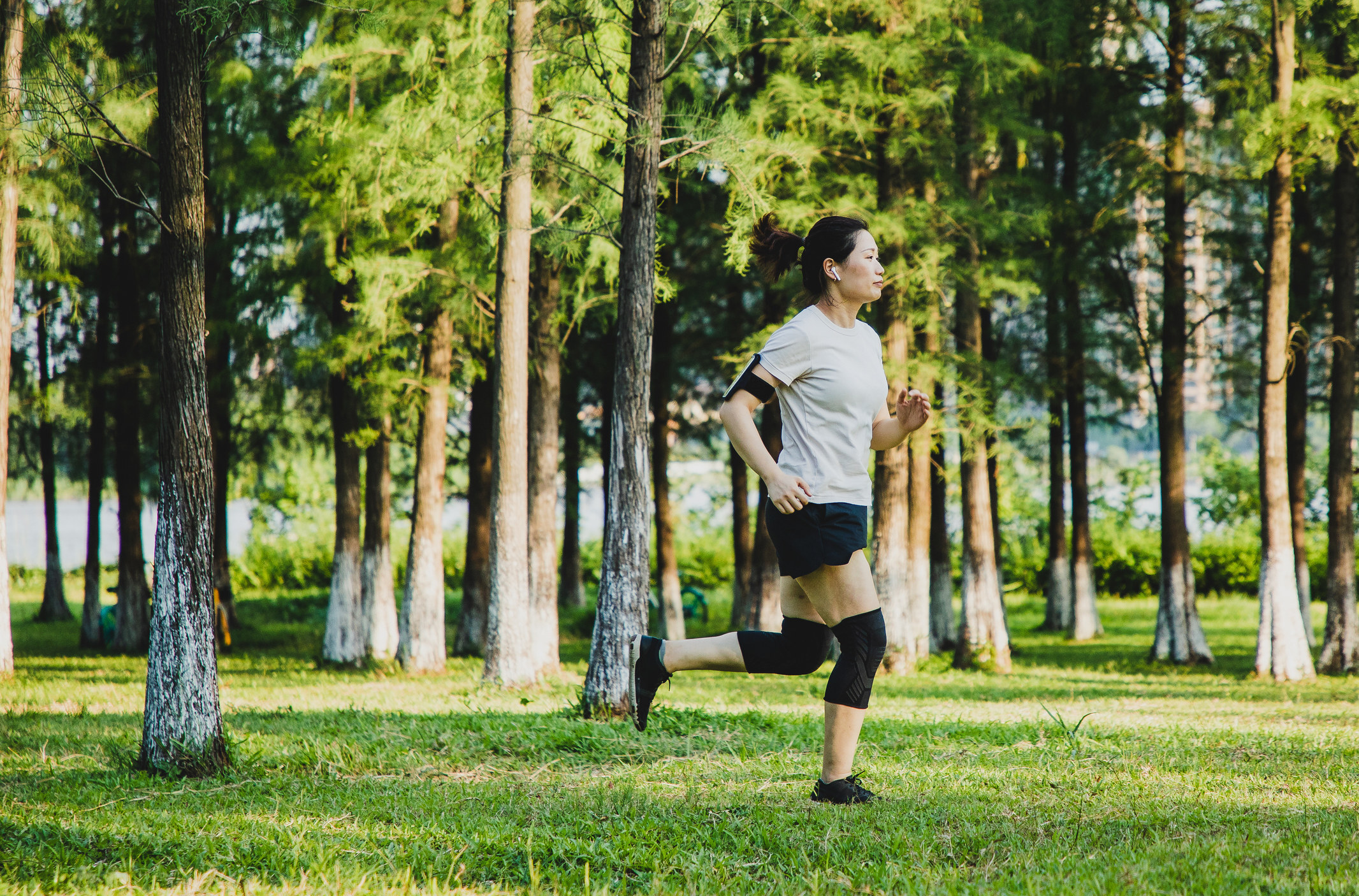 Asics has developed a free online course, designed to be completed outdoors while running or walking, that helps to boost mental and physical health. Photo: Getty Images