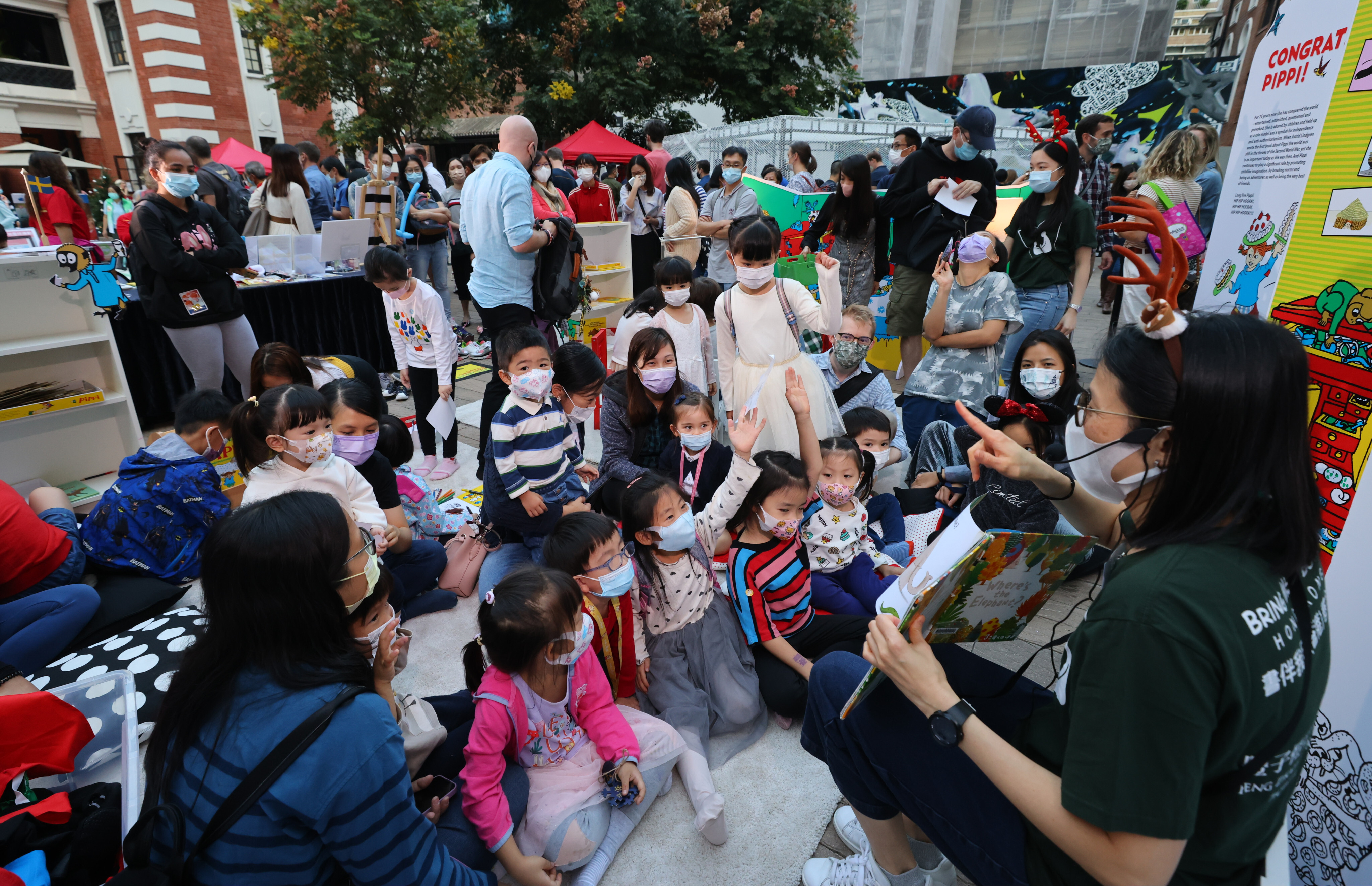 Children from Operation Santa Claus beneficiaries Children’s Heart Foundation and Les Beatitudes at The Swedish Winter 2021 event at Tai Kwun last month. Photo: Dickson Lee