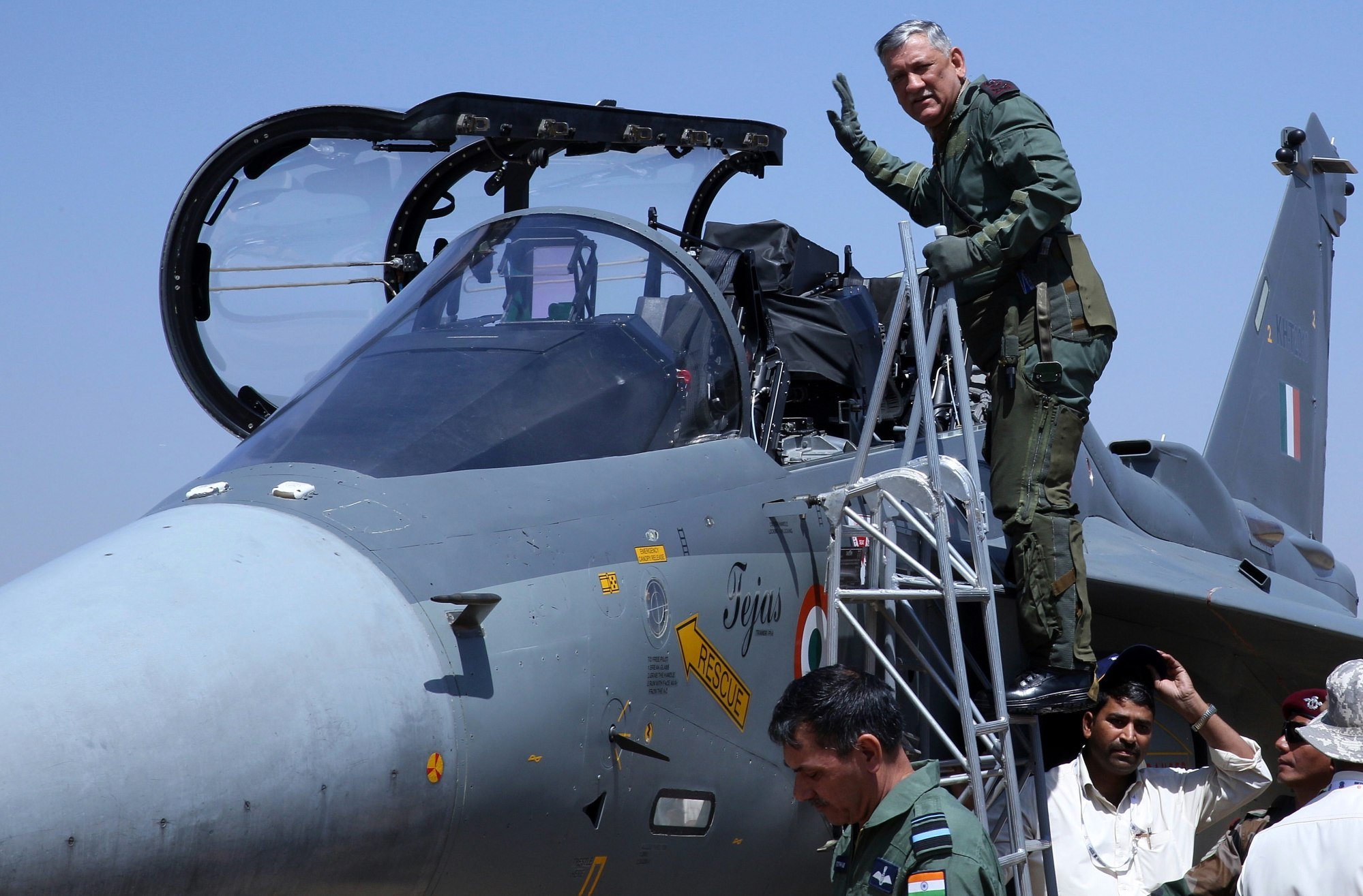 India’s Chief Of Defence Staff Bipin Rawat Among 13 Dead In Helicopter ...