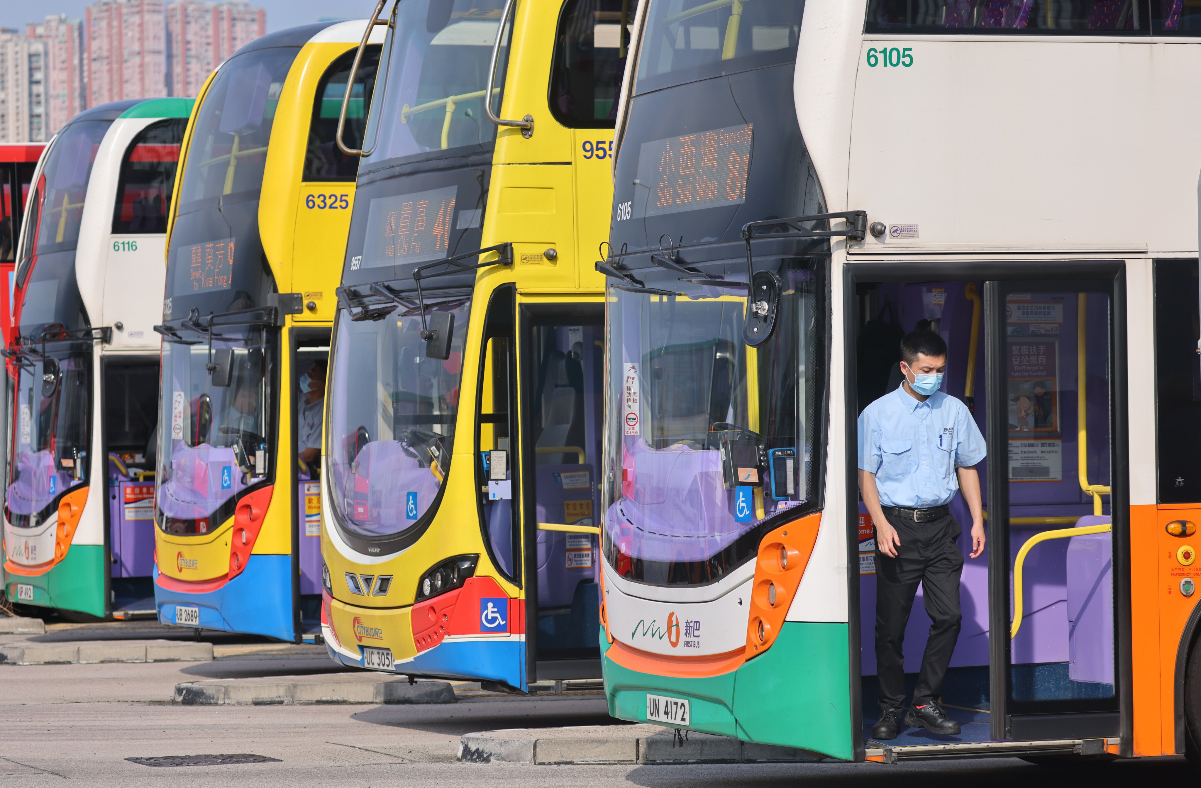 The owner of Hong Kong’s New World First Bus and Citybus is in talks with the government about options for reducing its losses. Photo: Dickson Lee