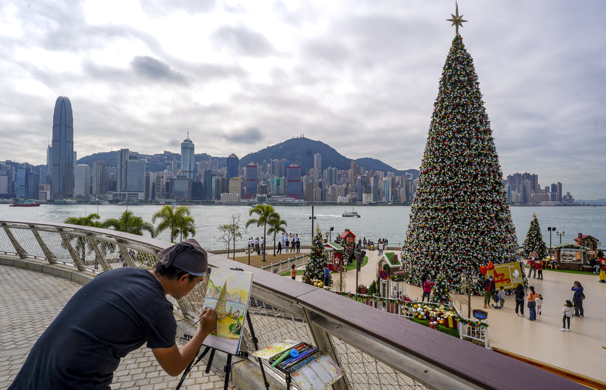 The countdown celebration will take place alongside a great view of Hong Kong Island.  Photo: Sam Tsang