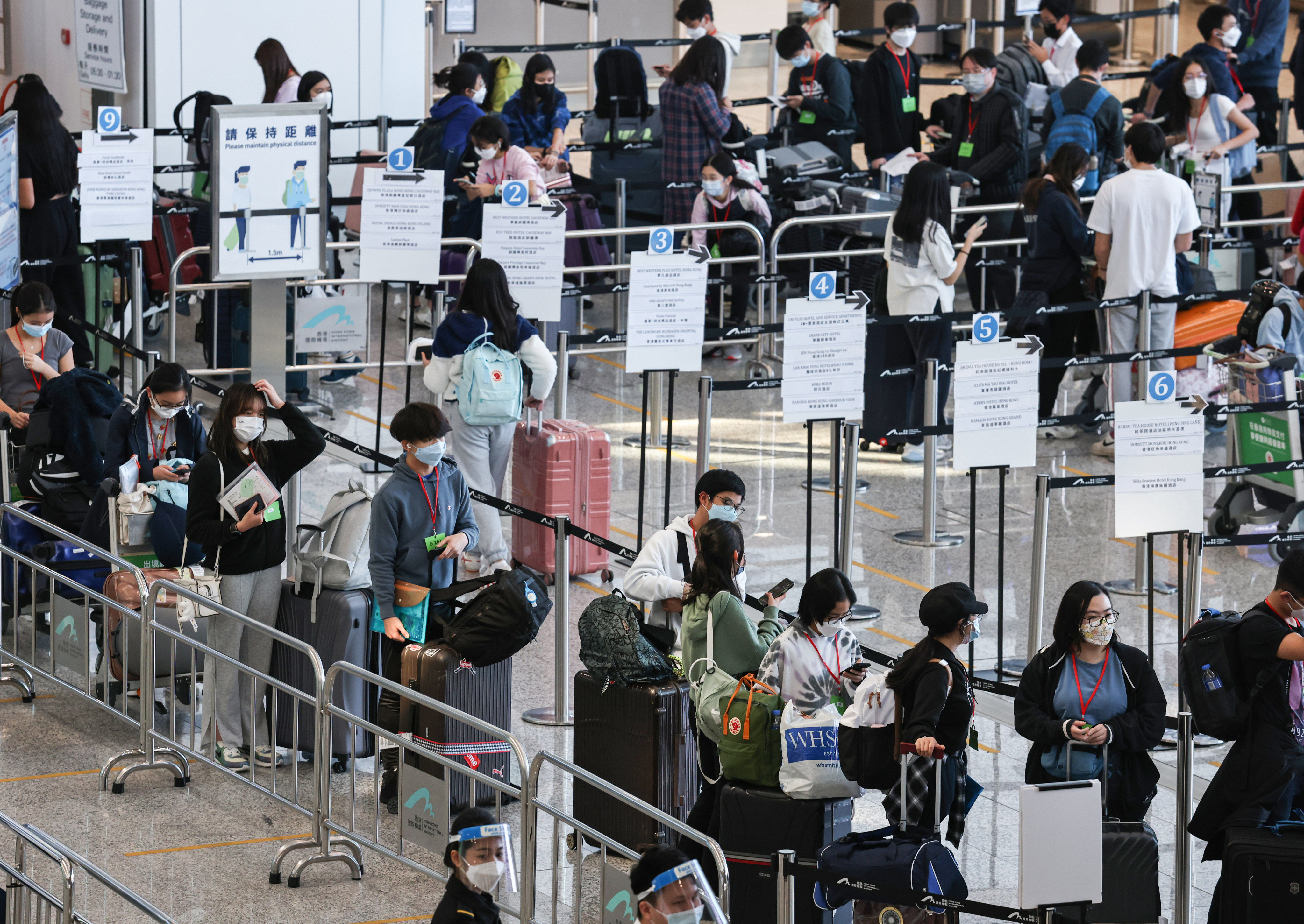 Hong Kong confirmed nine new coronavirus cases on Sunday, all among arrivals on inbound flights. Photo: K. Y. Cheng
