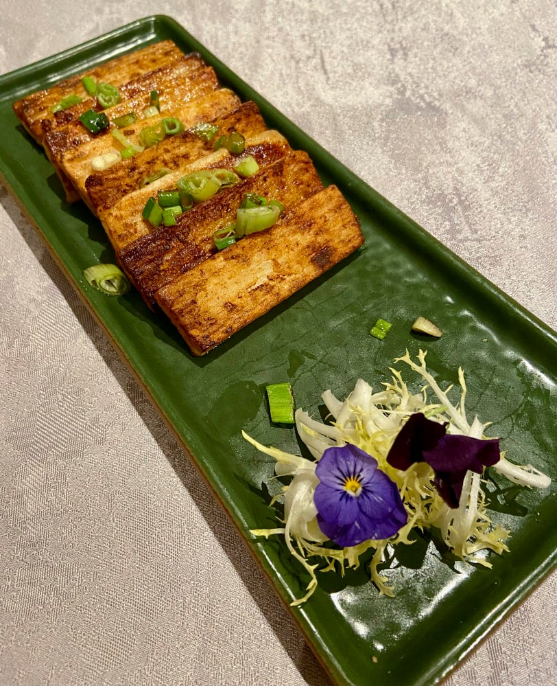 New Hong Kong restaurant review Yue in Causeway Bay deepfried