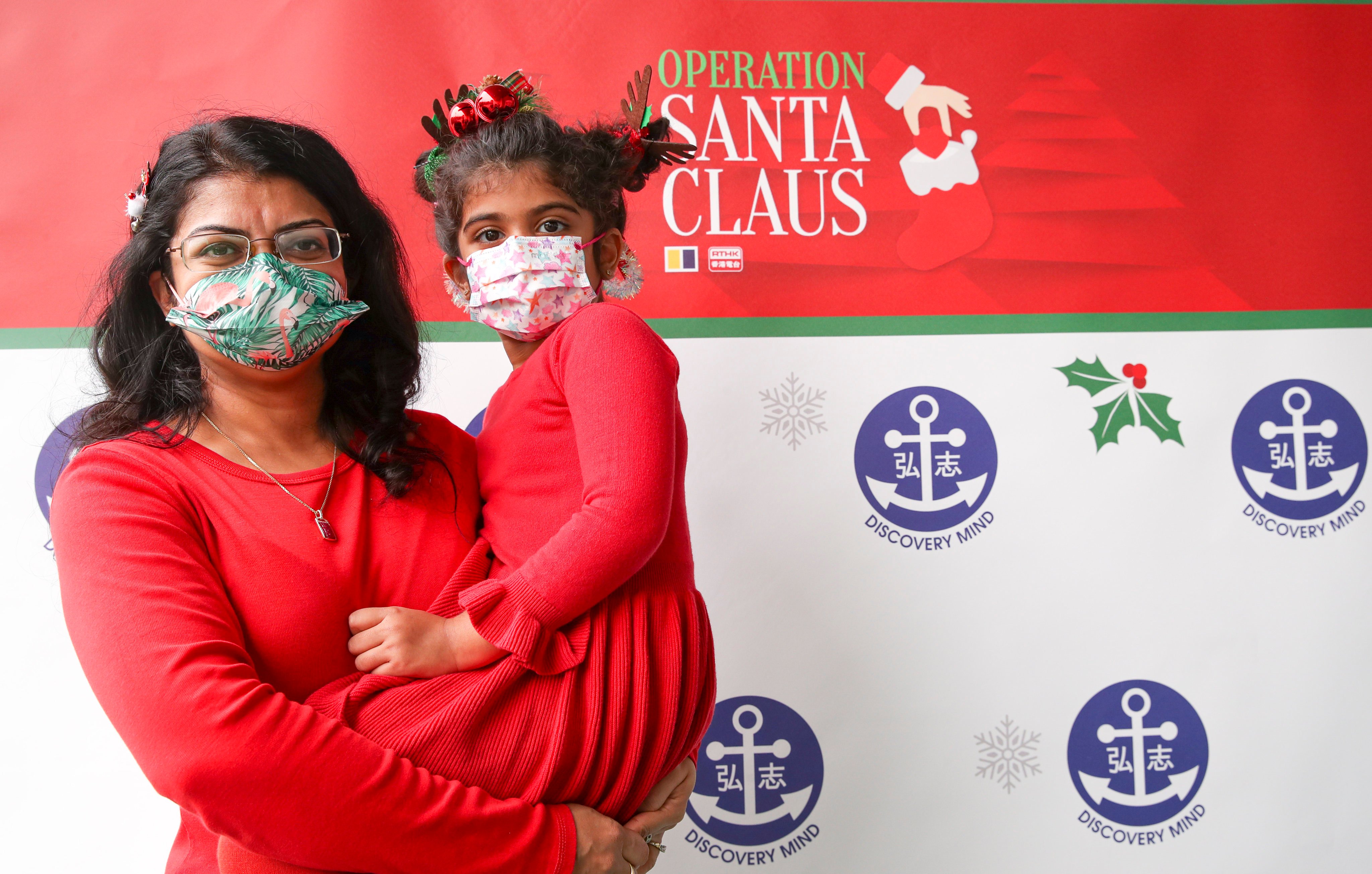 (L to R) Dayanthi Panabokke and her daughter Dulari Ihalagama pose for a picture at Discovery Mind Primary School and Kindergarten in Tung Chung during a fundraiser for Operation Santa Claus. Photo: SCMP/ Edmond So