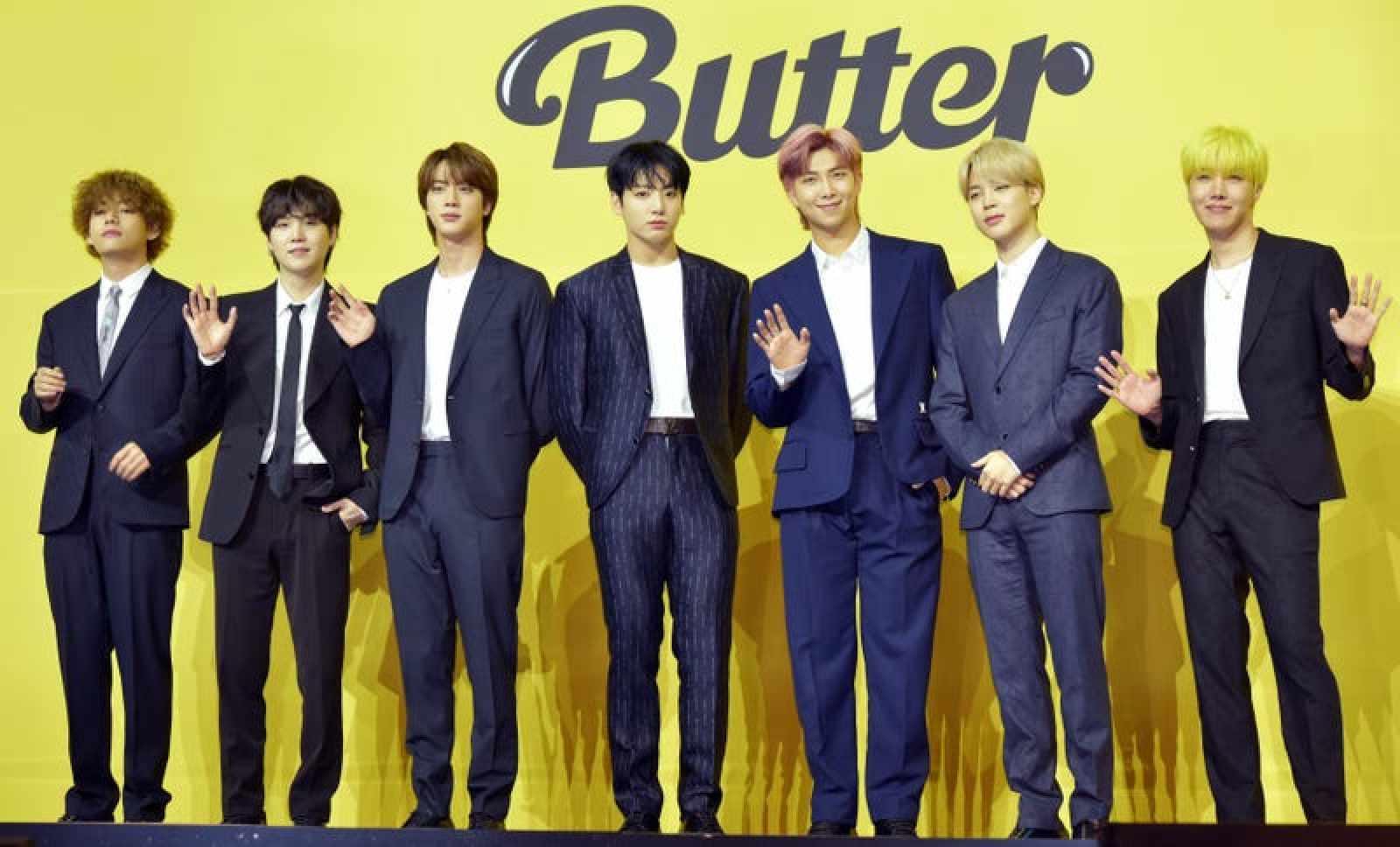 BTS в Louis Vuitton на пресс-конференции своего сингла Butter.  Фото: Гетти Изображений