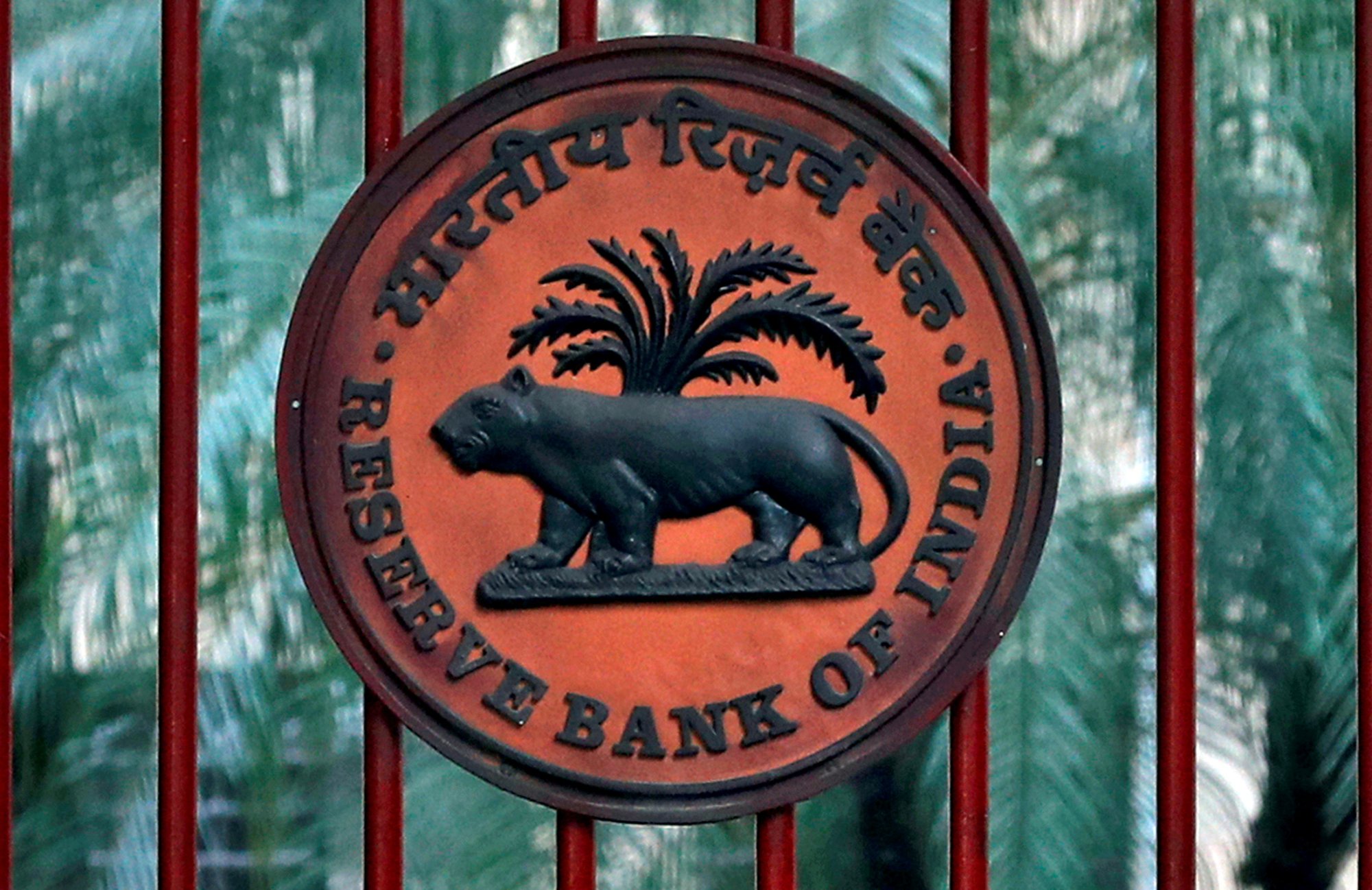 A Reserve Bank of India logo is seen at the gate of its office in New Delhi. Photo: Reuters