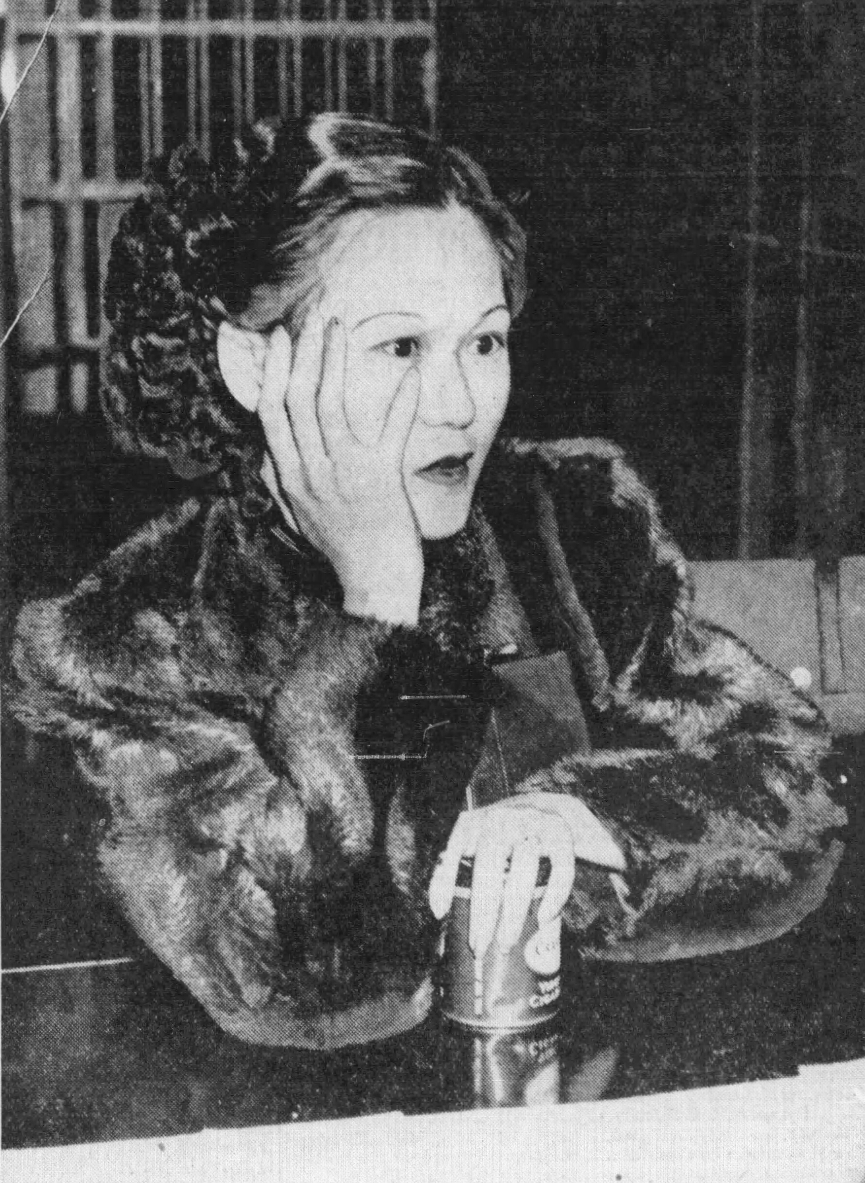 Seto Gin, aka Lung Ying Lim, or maybe Mrs Chung Lei, drug smuggler, San Francisco, circa 1939.  The San Francisco Examiner Sat Jan 7 1939.