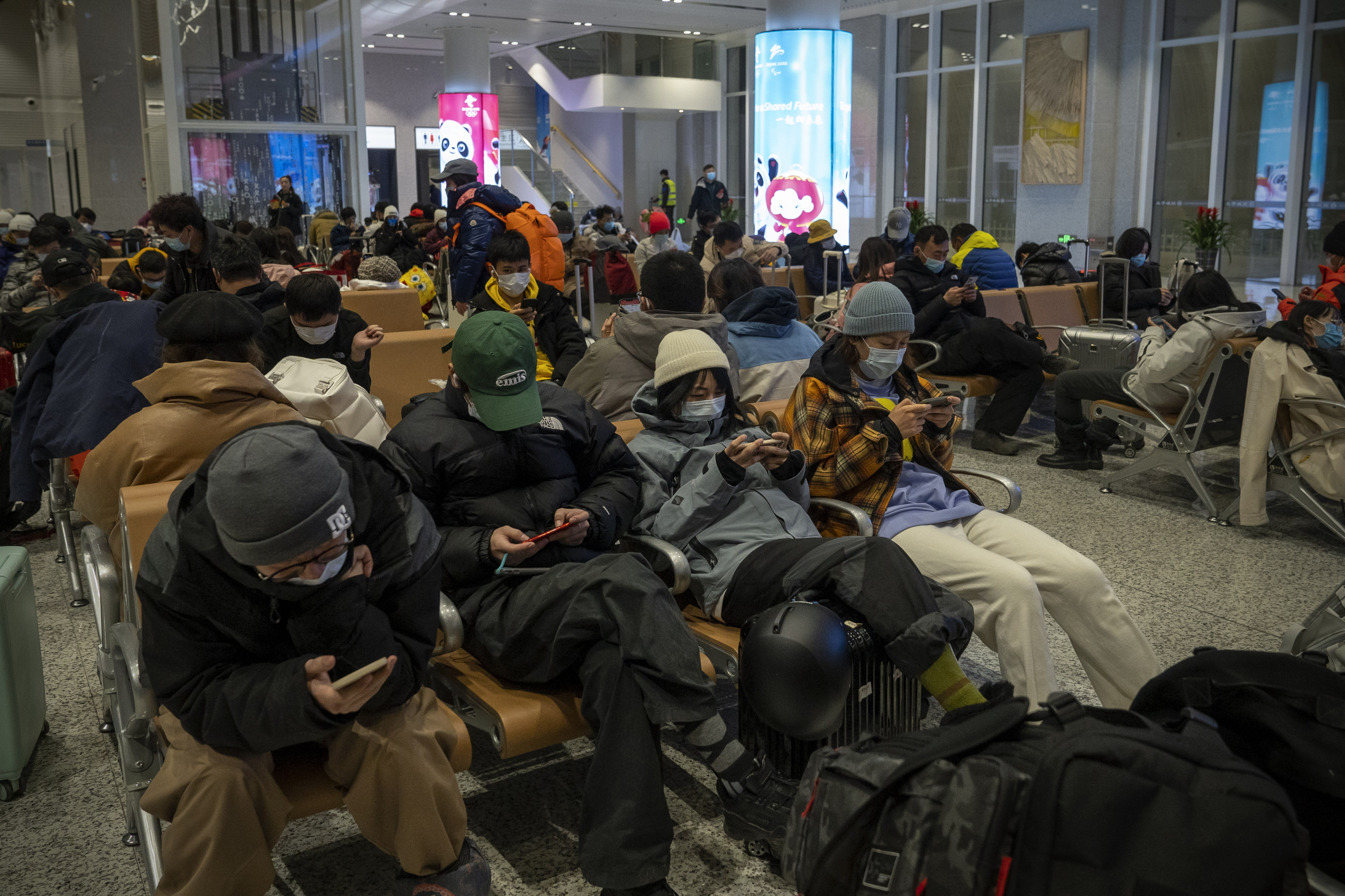 More Chinese cities are expected to tighten travel restrictions over the Lunar New Year holiday given the potential spread of Omicron. Photo: Bloomberg