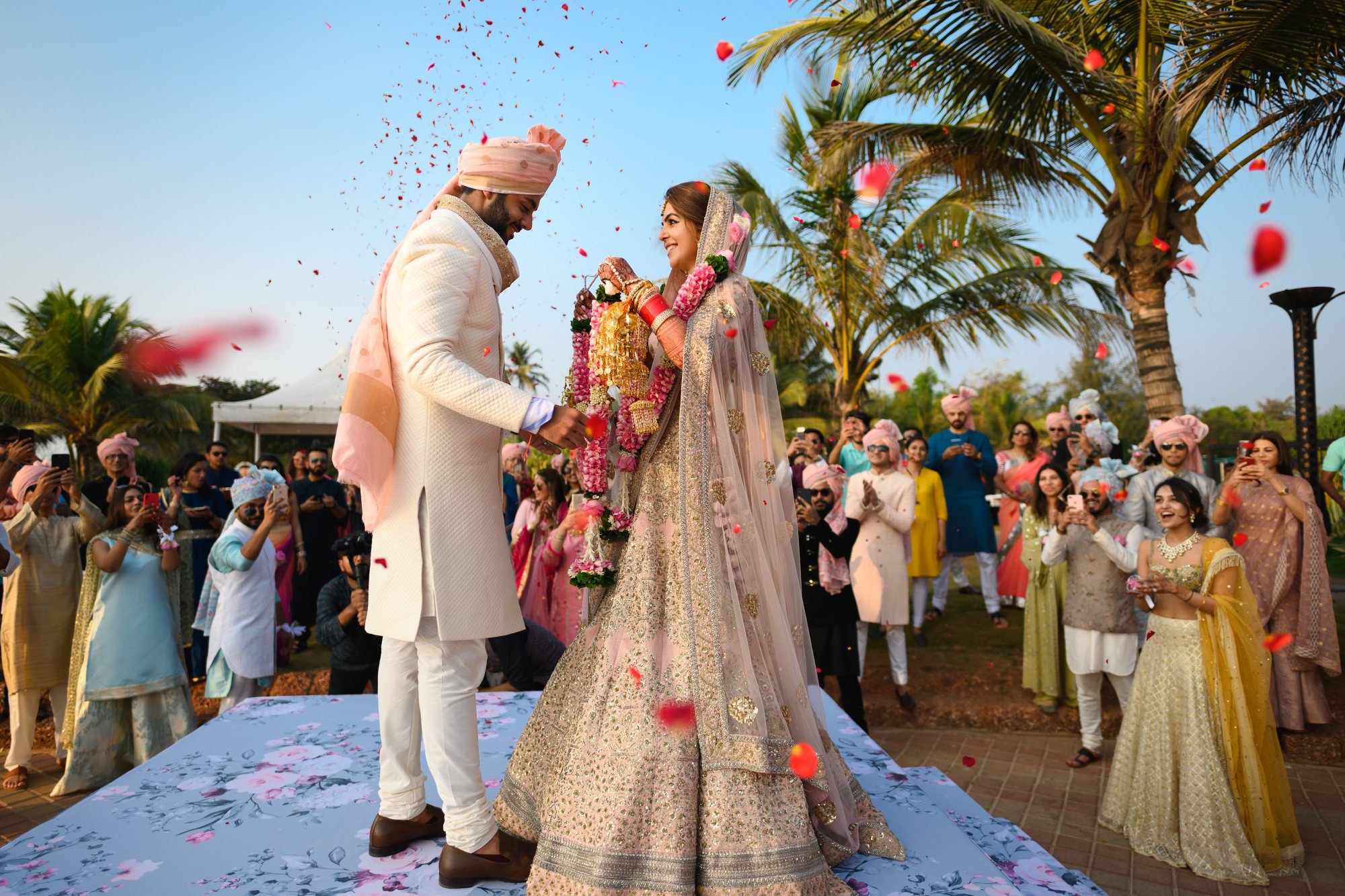 Сколько длится свадьба. Свадьба в Индии церемония. Свадебные традиции в Индии. Гайе Холуд. Индийские Свадебные церемонии.