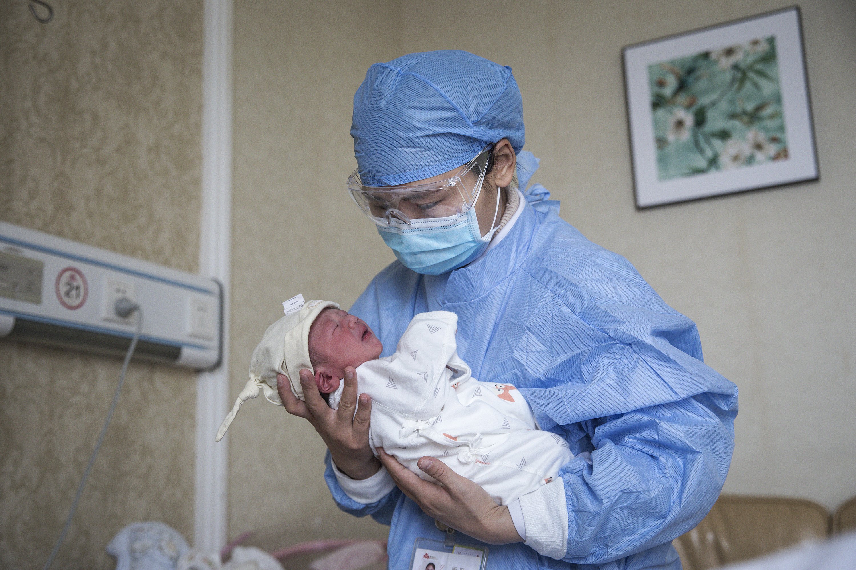 A prominent economist has presented a controversial solution to China’s low birth rate and rapidly ageing population. Photo: Getty Images