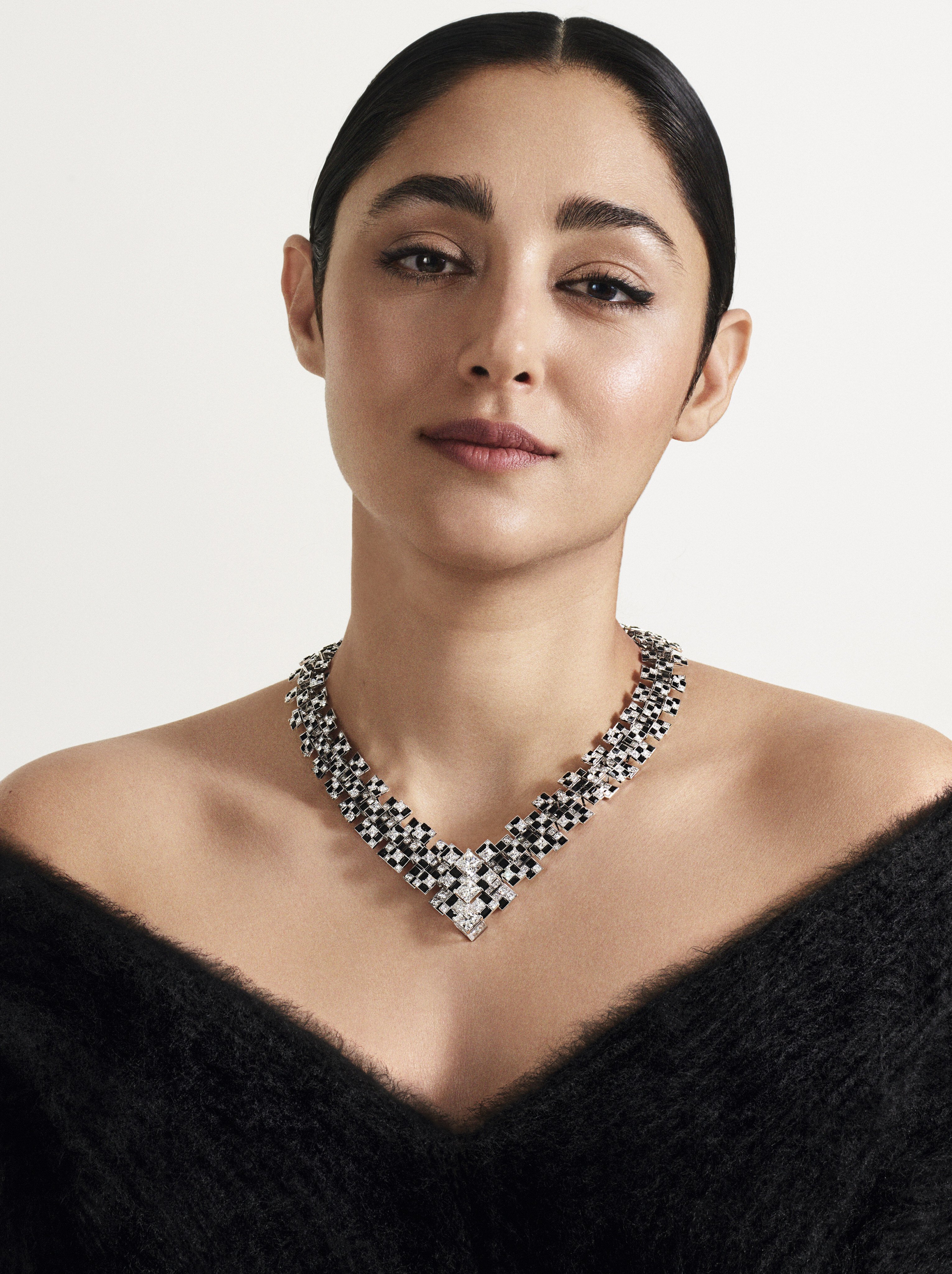 Actress, singer and musician Golshifteh Farahani wearing Cartier’s Meride necklace. 