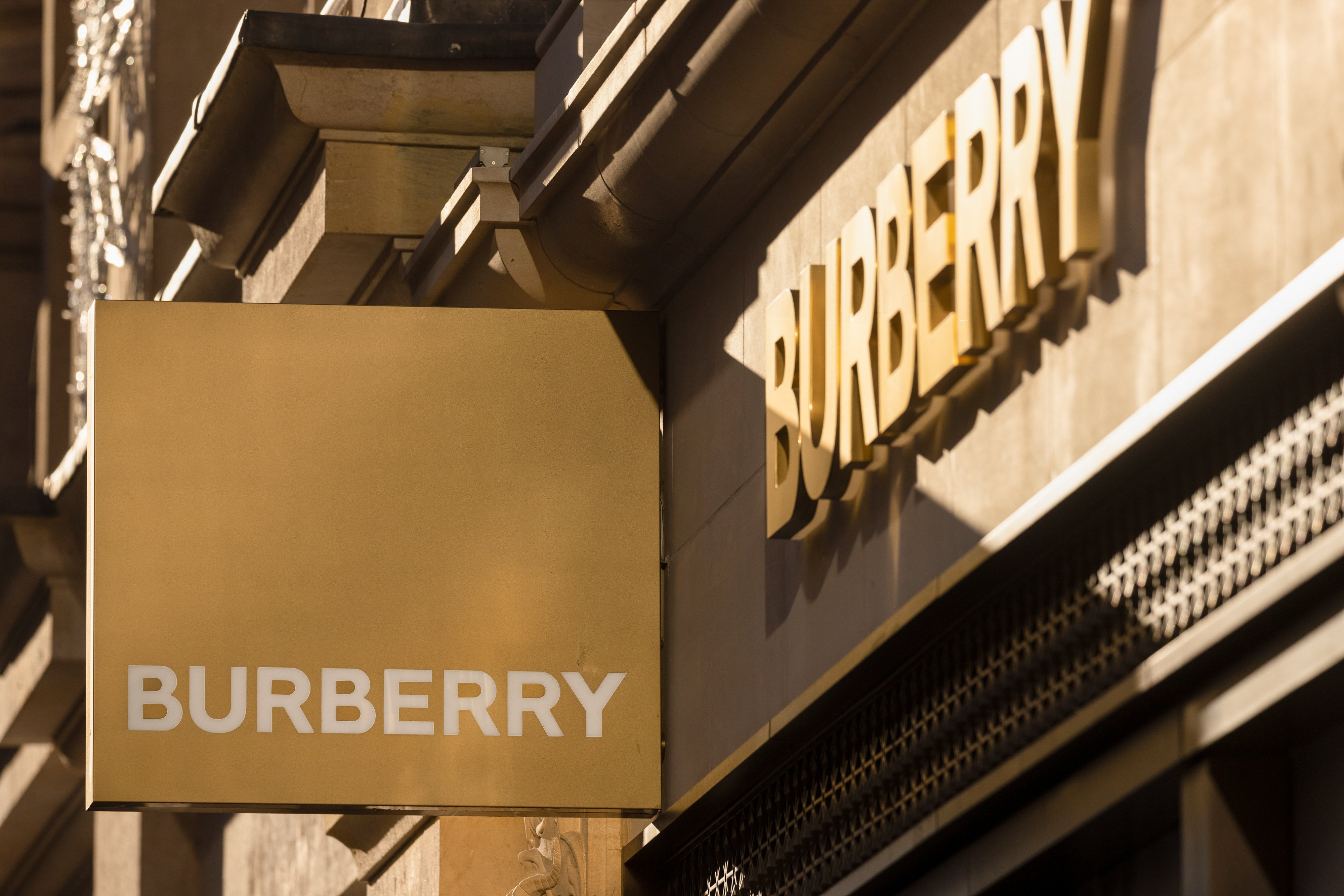 Zegevieren uitbarsting de ober Burberry forecasts 35 per cent surge in annual profit as luxury fashion  brands bounce back from pandemic | South China Morning Post