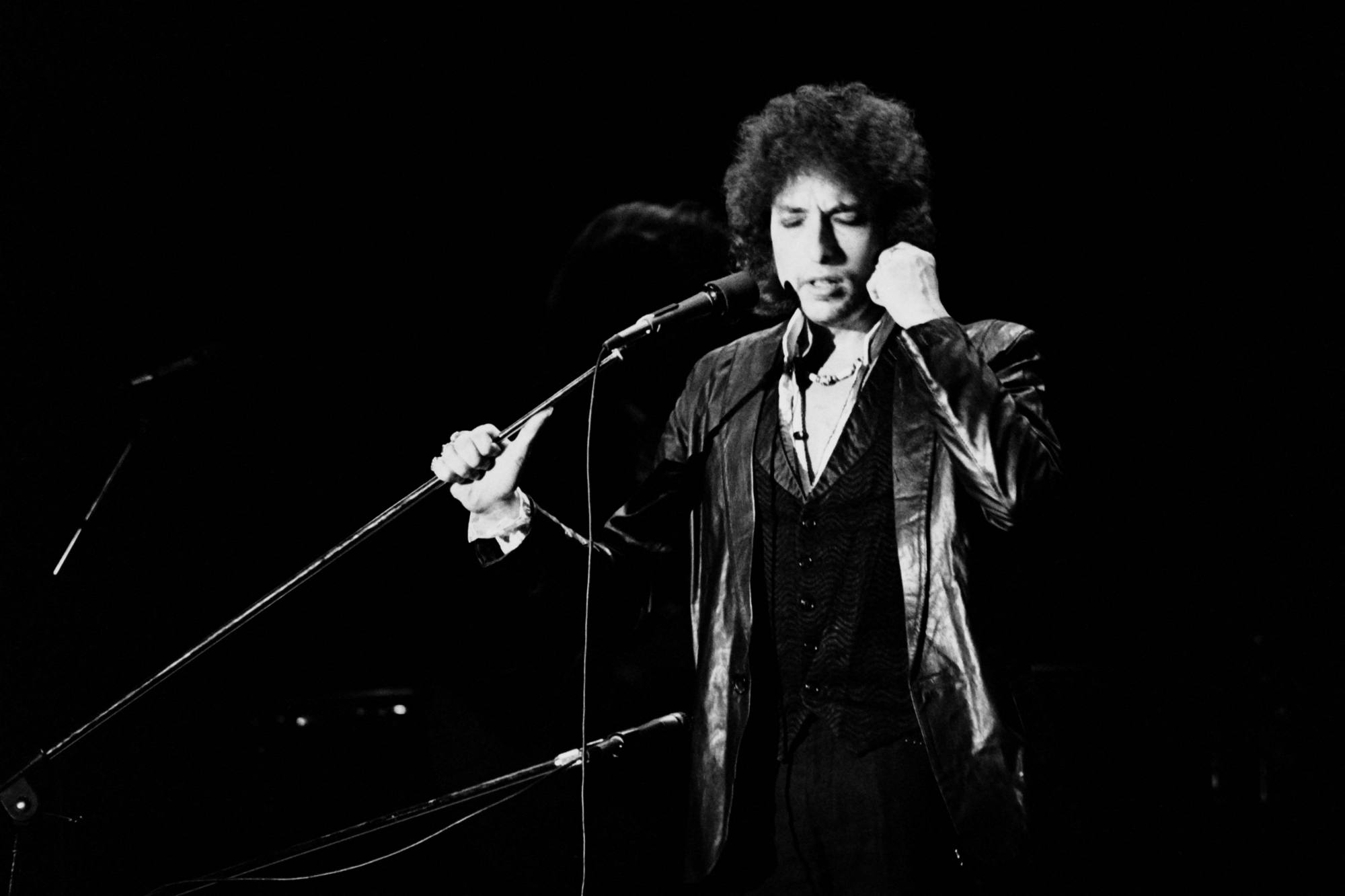 US singer Bob Dylan performs at the Pavillon de Paris in France in July 1978. Photo: AFP