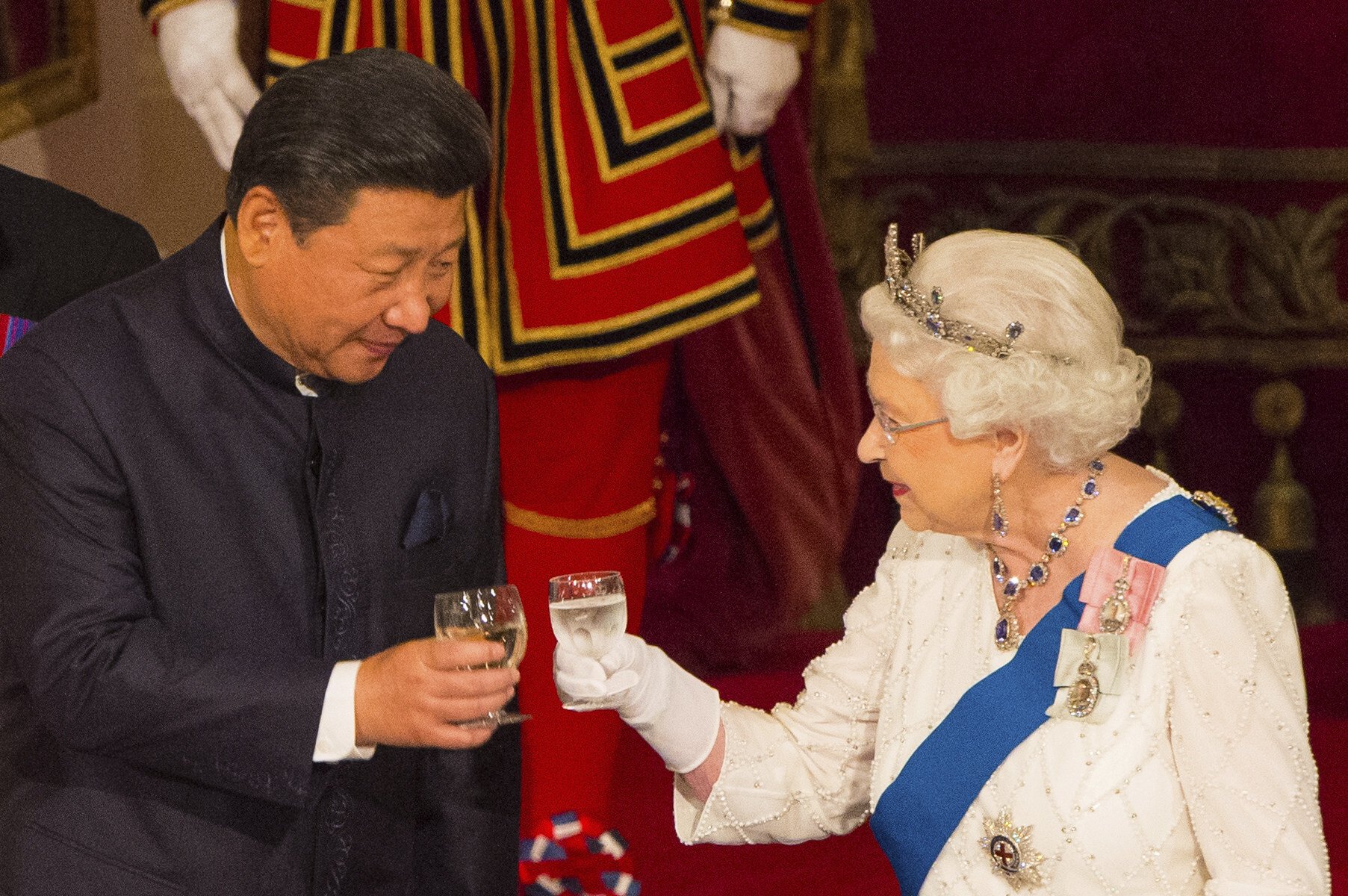 Chinese President Xi Jinping, pictured with Britain’s Queen Elizabeth in 2015, sent a message of congratulations as the queen embarked on celebrations for her Platinum Jubilee. Photo: AP Photo