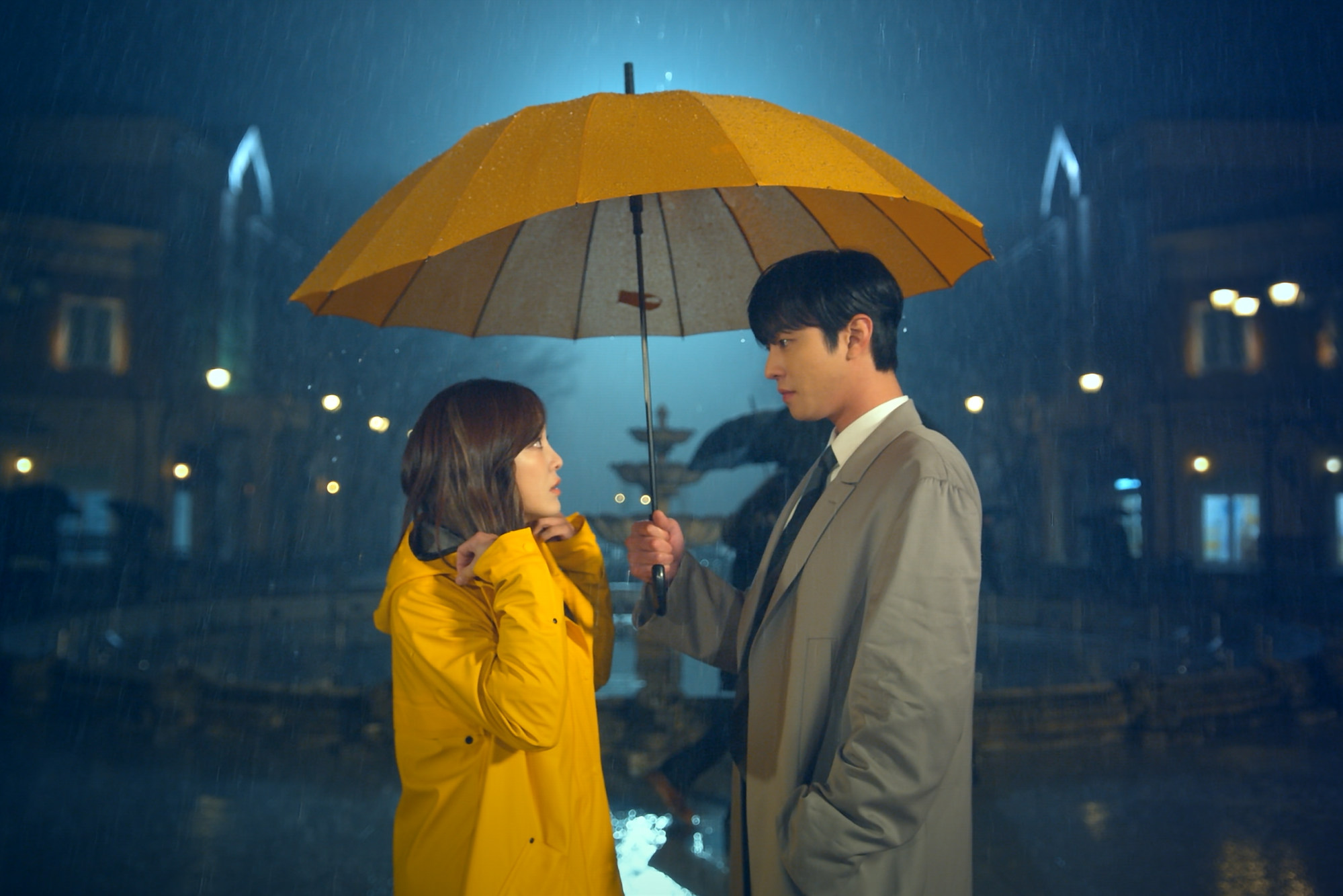 Drama ensues as a blind date blurs the boundaries at work in Business Proposal. Photo: Netflix