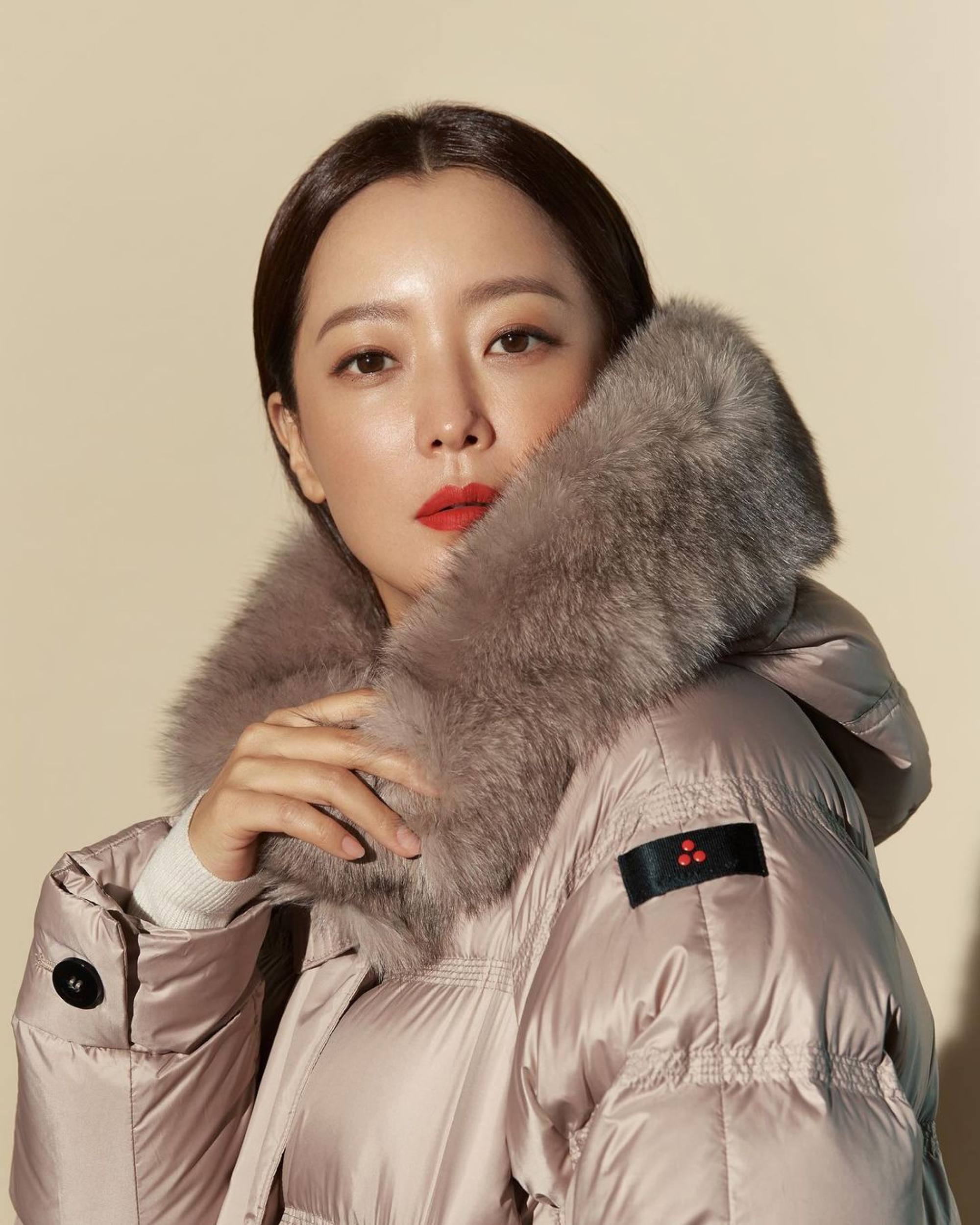 Kim Hee-sun will star in Tomorrow. Photo: @lovely.katie.k/Instagram