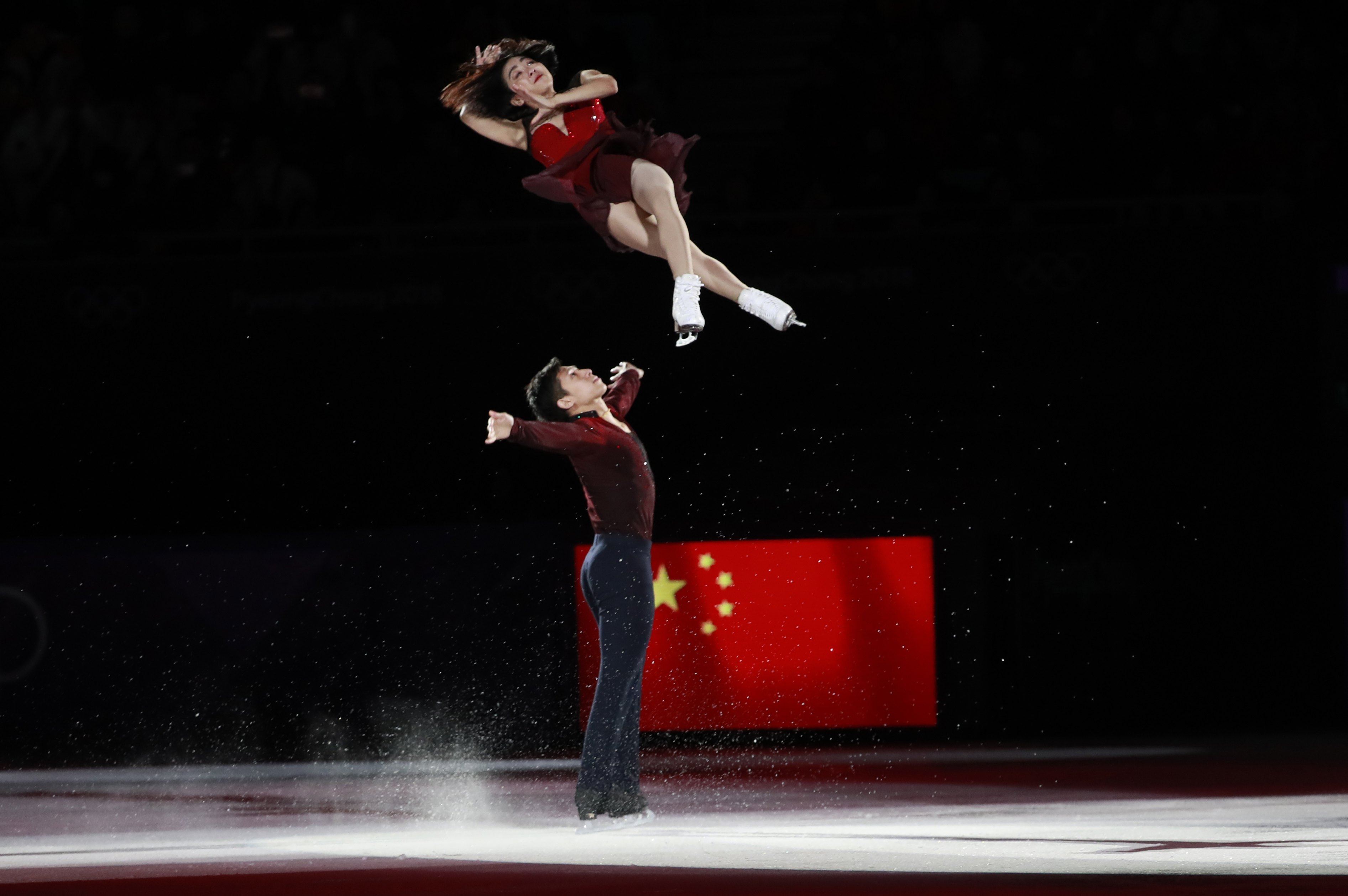 Sui Wenjing and Han Cong of China skate during the Figure Skating Gala Exhibition at the Gangneung Ice Arena during the PyeongChang 2018 Olympic Games. Photo: EPA-EFE