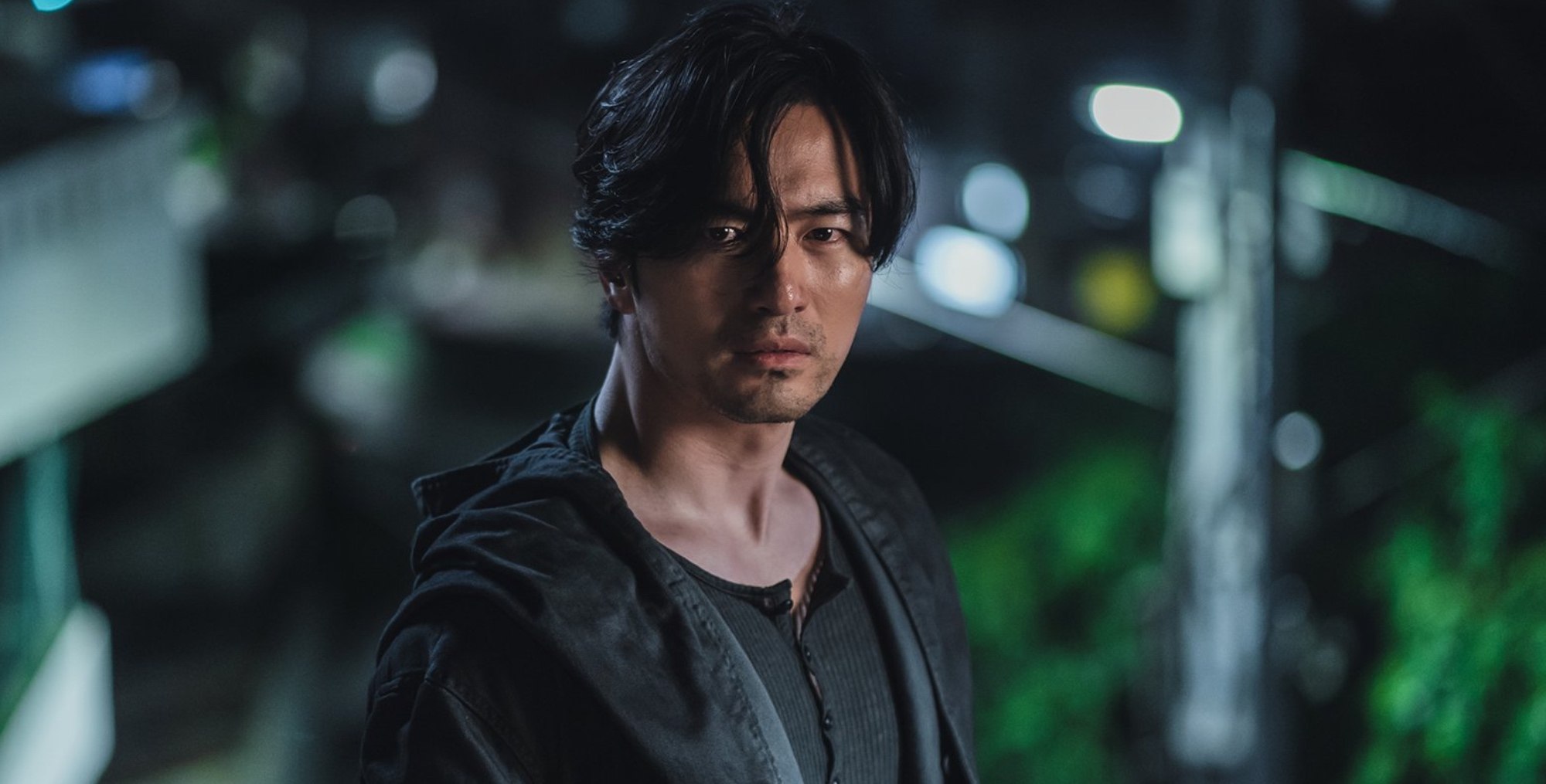 In Netflix’s Bulgasal: Immortal Souls, Lee Jin Wook plays a mythical creature that does not die or age. Photo: Netflix