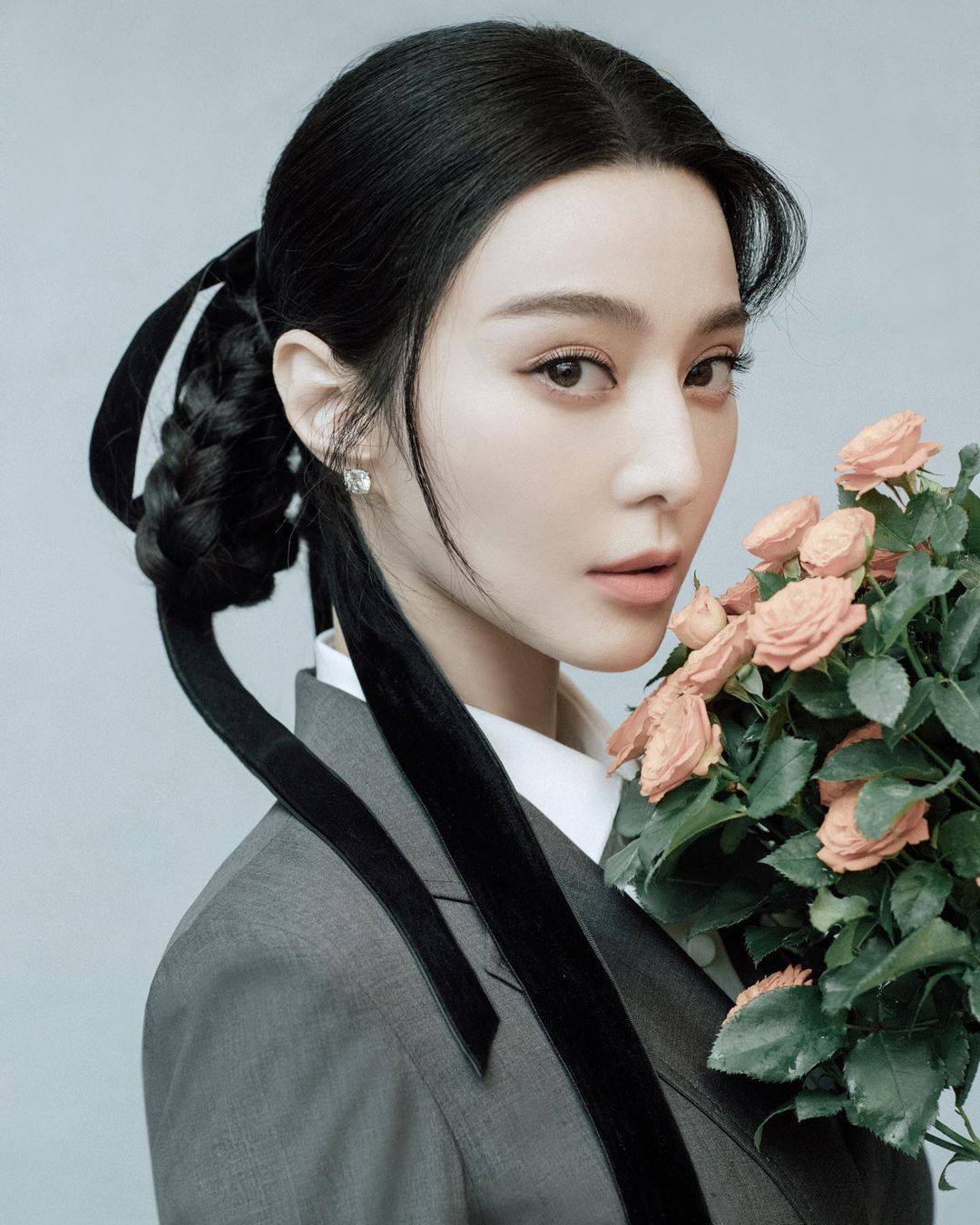 Chinese actress Fan Bingbing is set to make her K-drama debut with the series Insider, according to the latest K-drama casting news. Photo: Instagram.