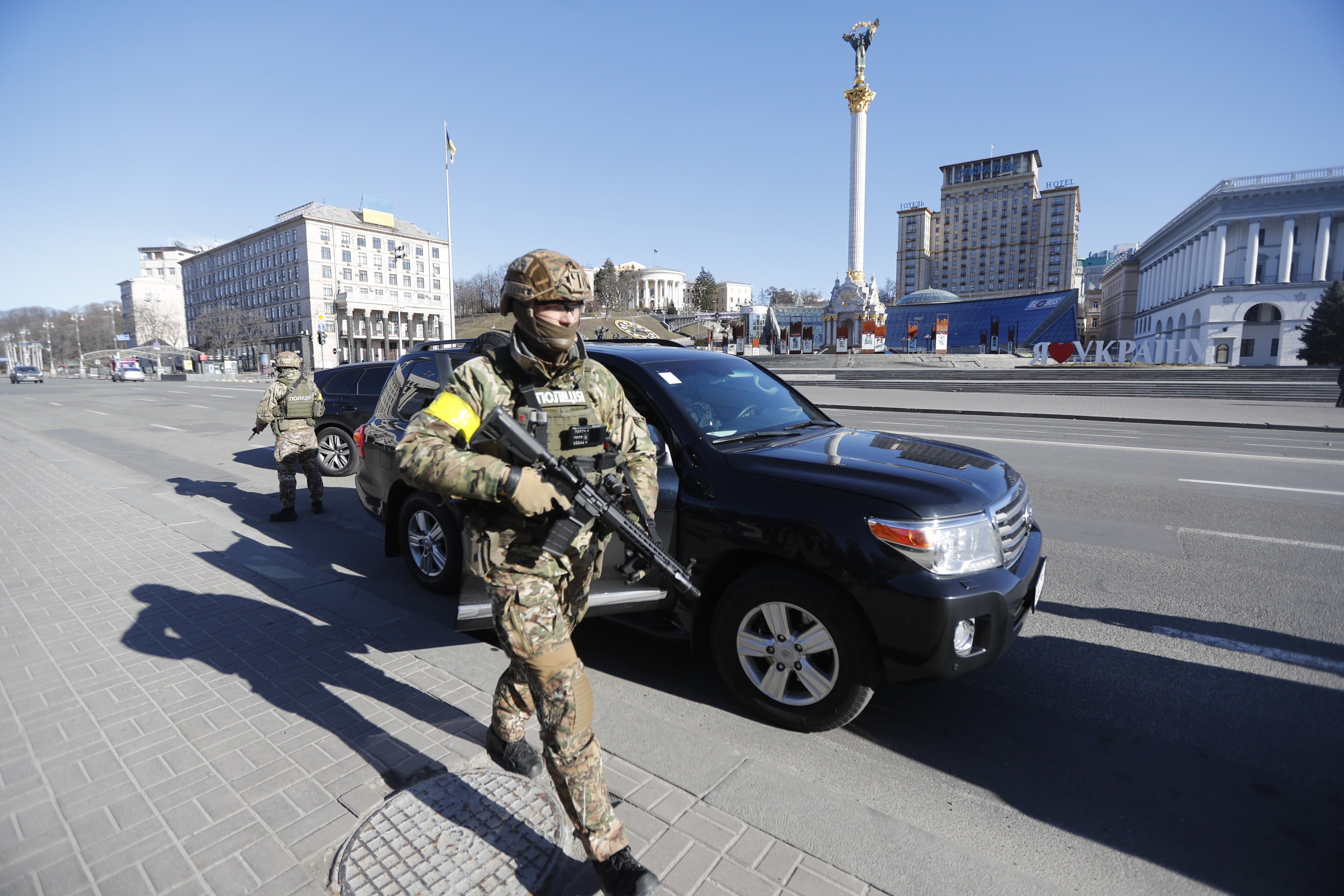 Ukrainian soldiers patrol the Independence Square in Kyiv on Monday. Photo: EPA-EFE