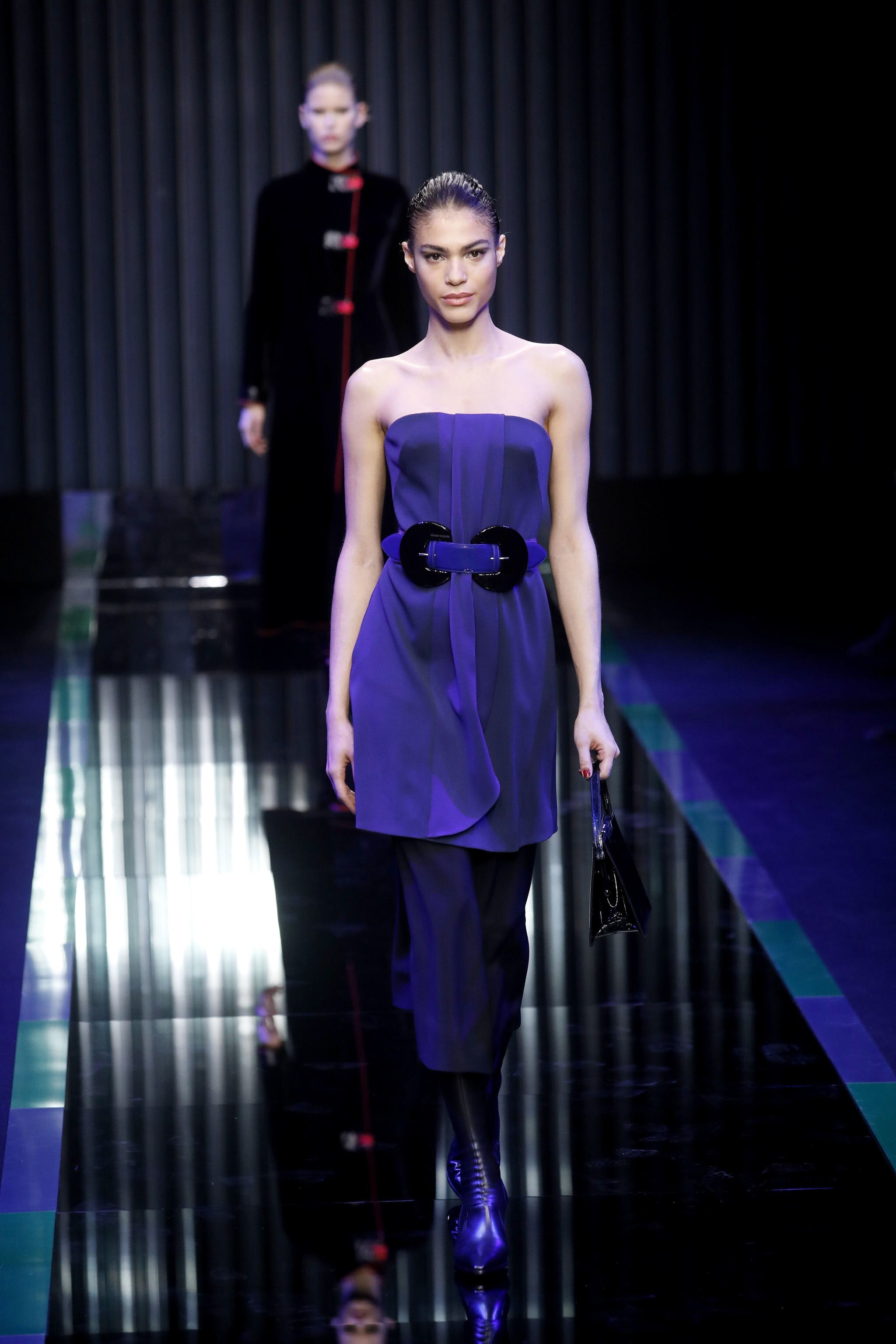 A model presents a creation by Italian designer Giorgio Armani for his label Emporio Armani during the Milan Women’s Fashion Week in Milan, Italy, on February 27. Photo: EPA-EFE