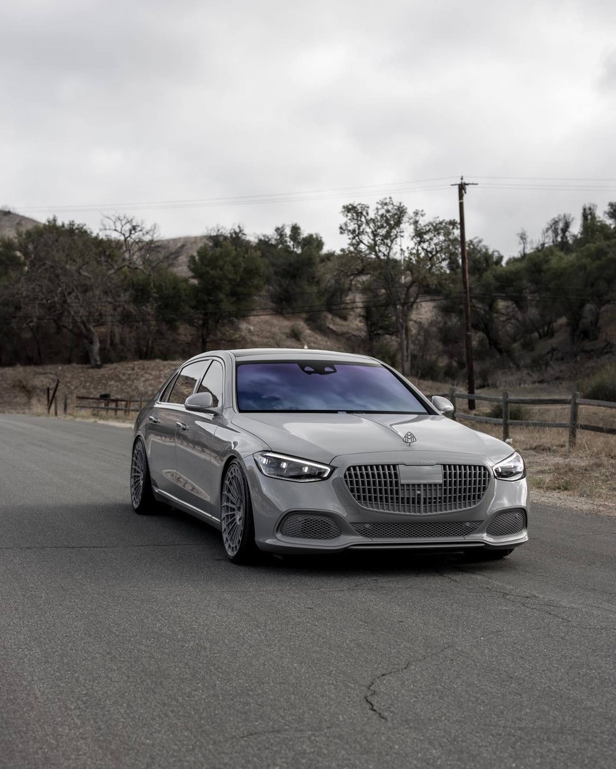 Kim Kardashian’s Mercedes-Benz Maybach S580 in grey. Photo: @platinum_group/Instagram