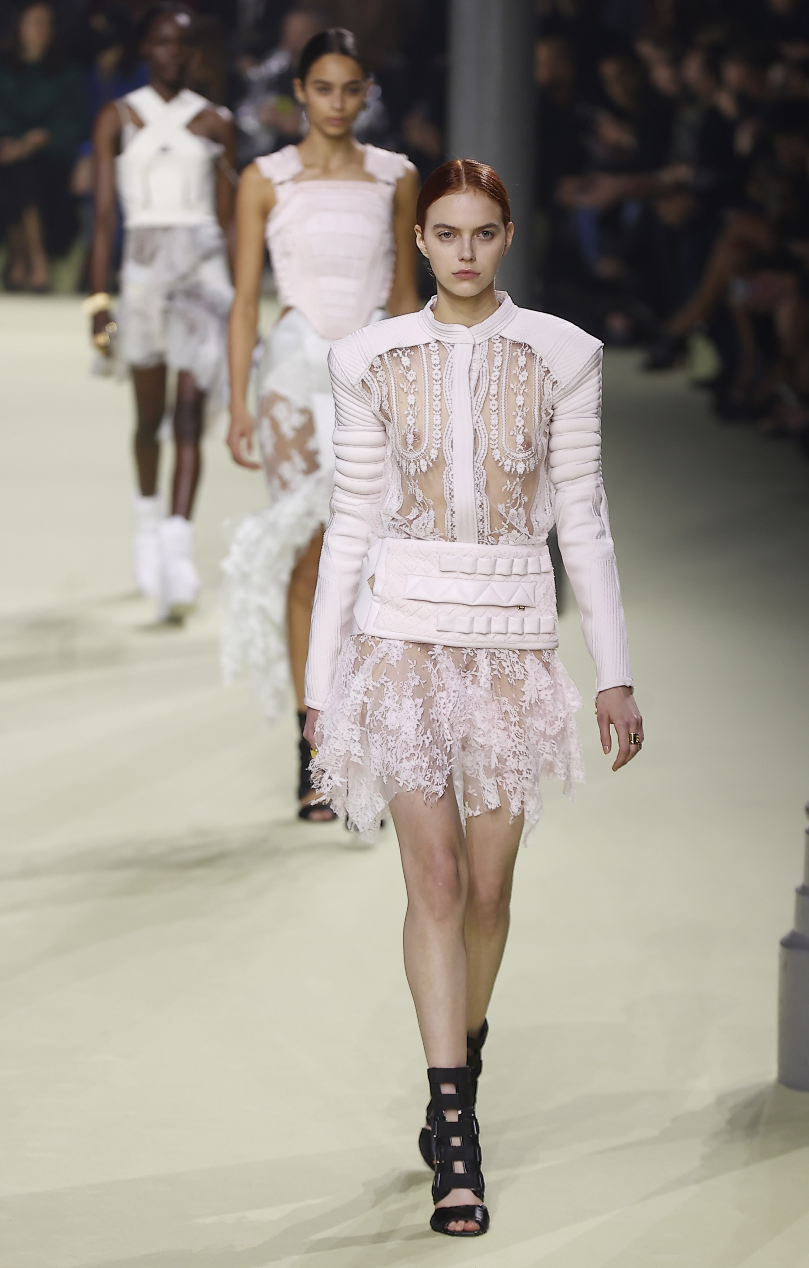 Paris Fashion Week 2022: How Balmain called for peace and truth in ...