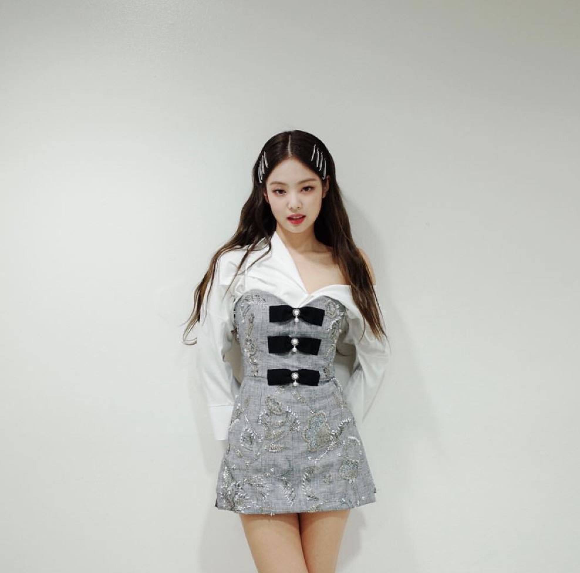 7 Wardrobe Pieces You Need To Dress Like Human Chanel Jennie Without  Going Broke - Koreaboo