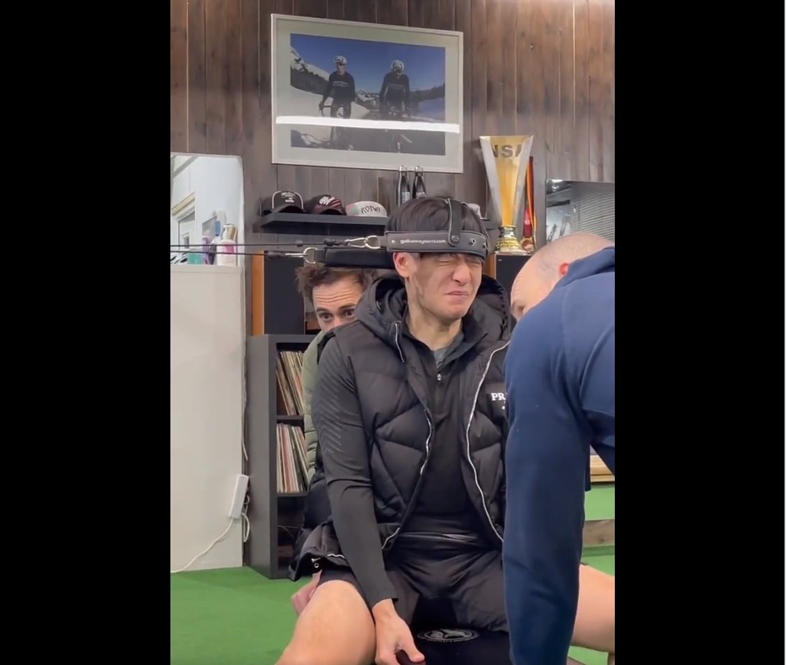 A screen grab from the video showing Chinese F1 driver Zhou Guanyu being trained to handle G-Force. Photo: Twitter/@ZhouGuanyu24